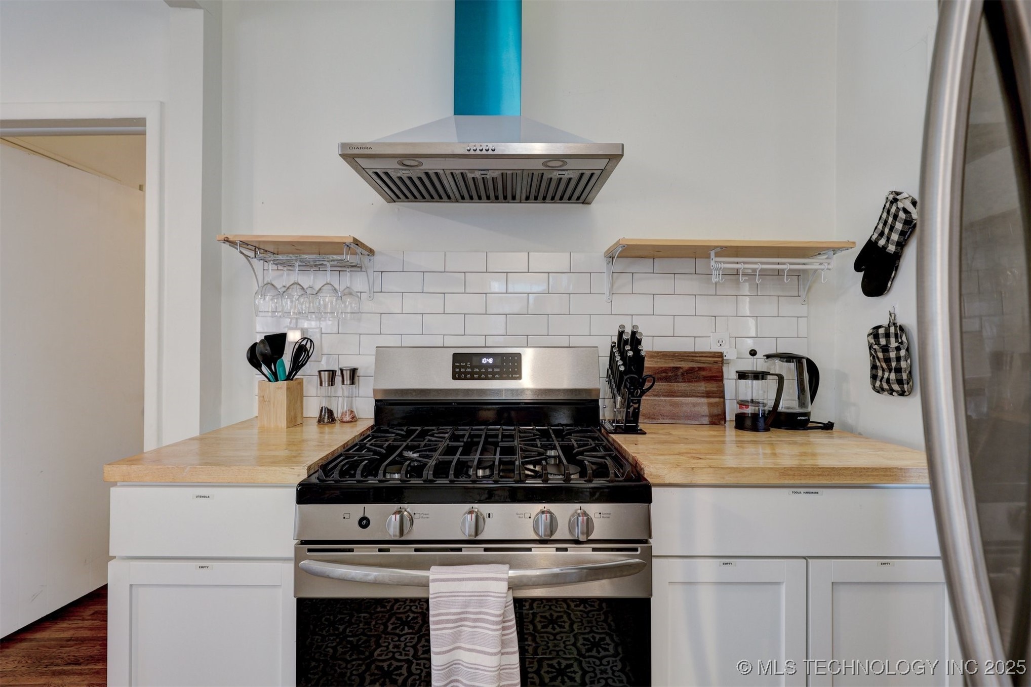 2015 W Easton Street Property Photo 23