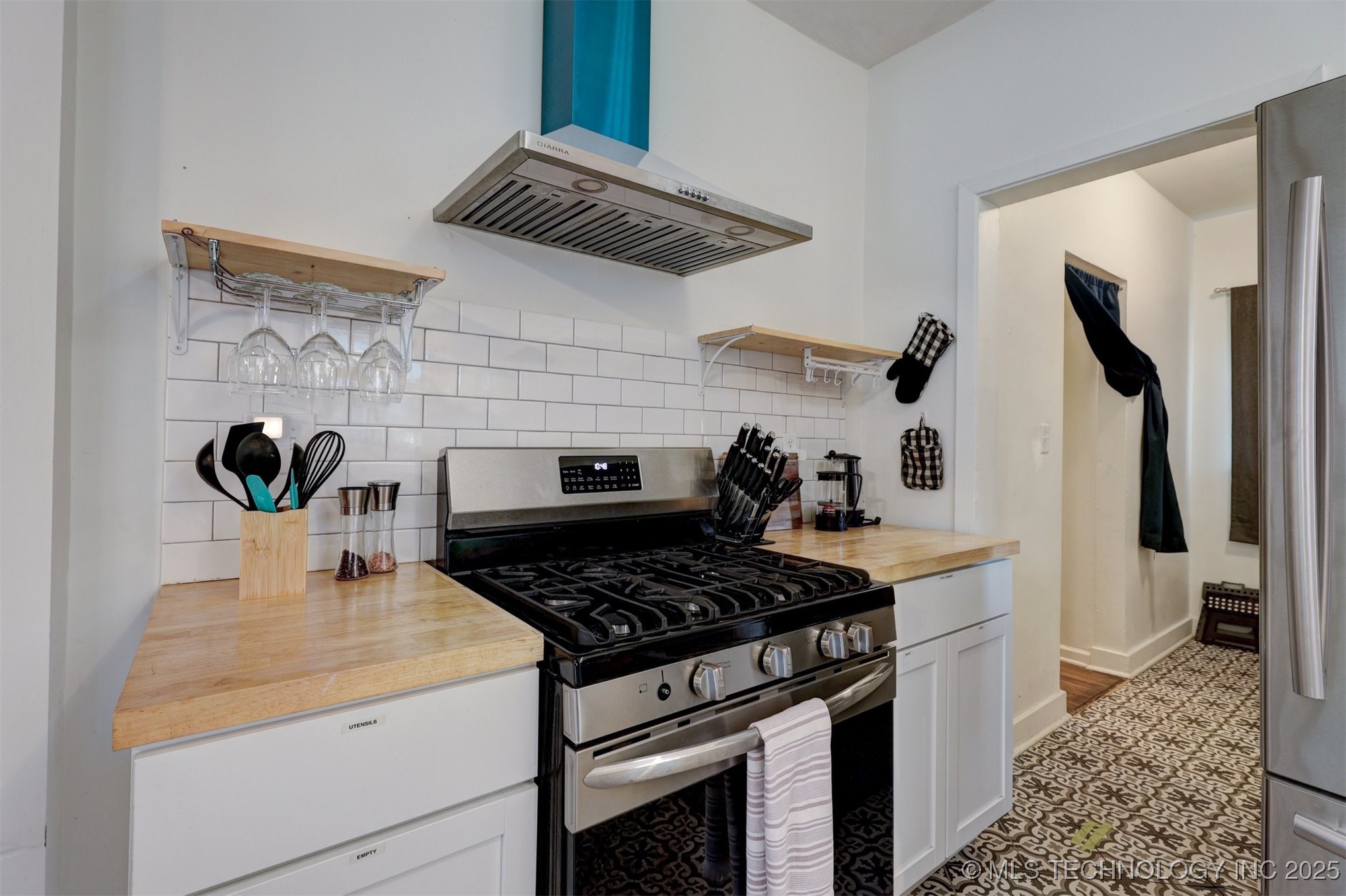 2015 W Easton Street Property Photo 24