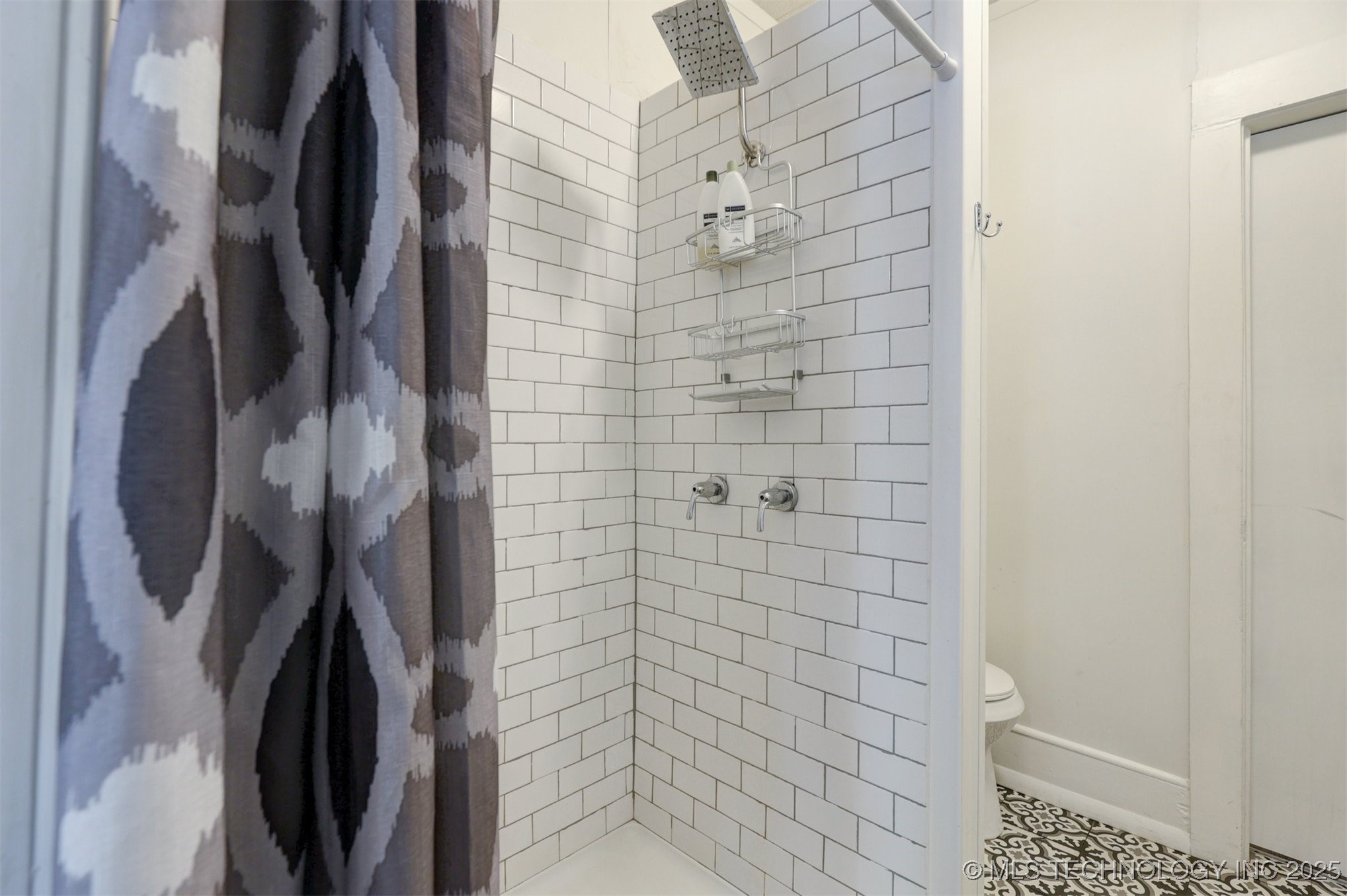 2015 W Easton Street Property Photo 38