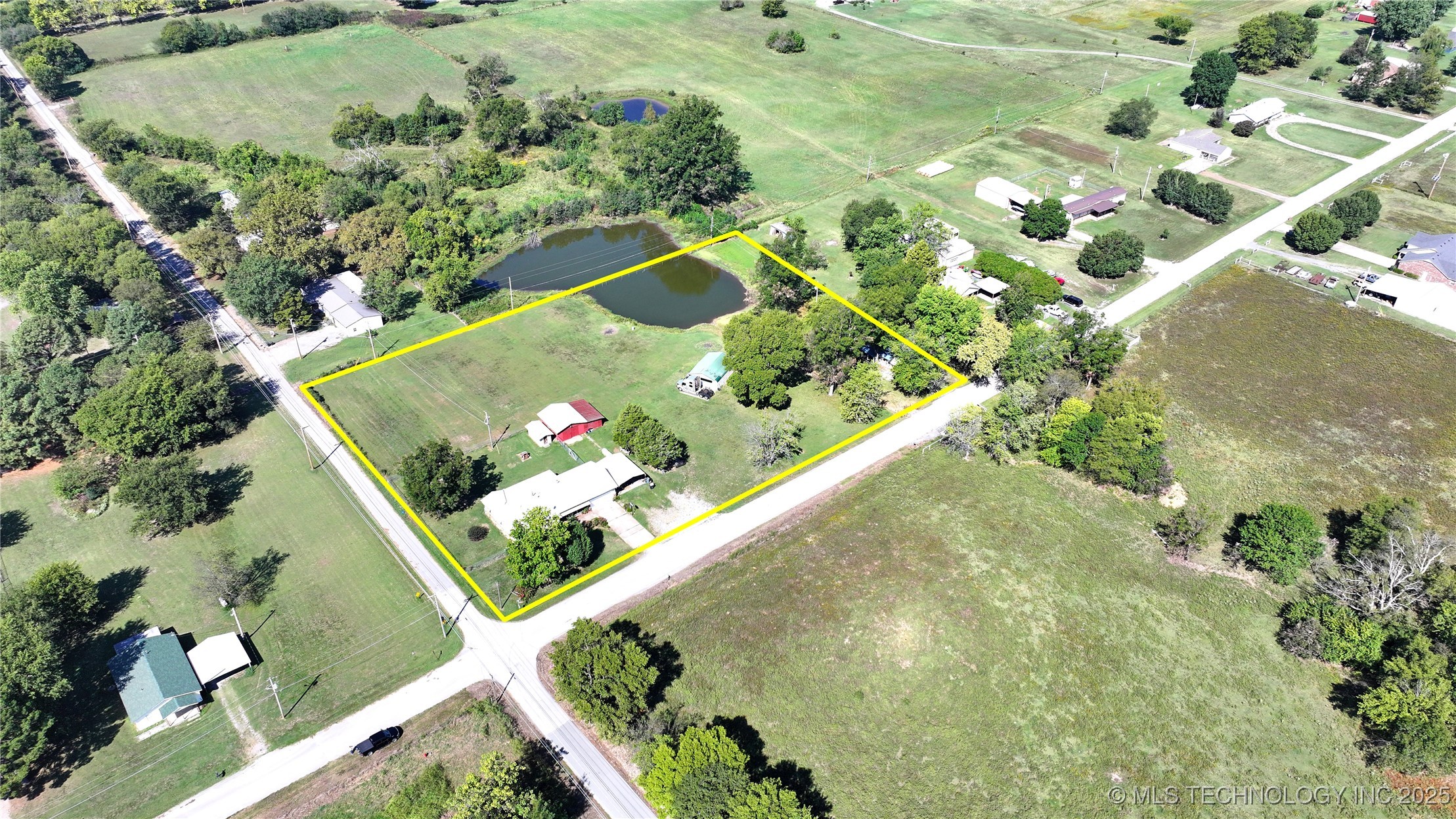 74983 S 320 Road Property Photo 3