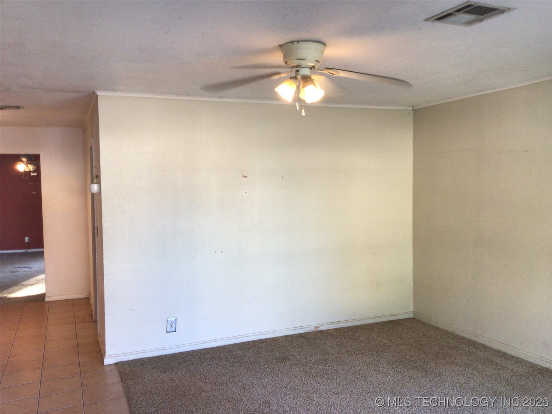 3 N Ora Street Property Photo 2