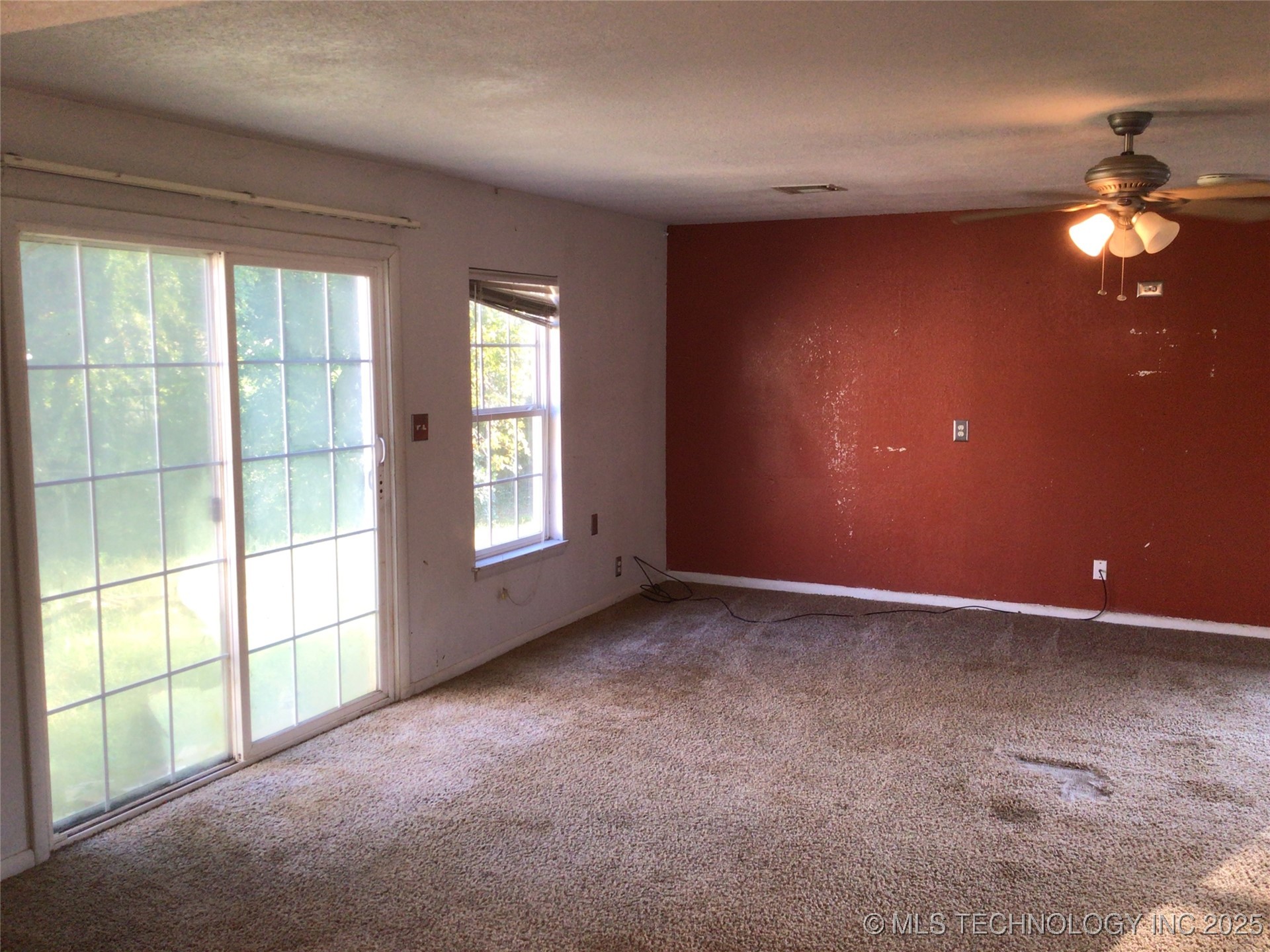 3 N Ora Street Property Photo 4