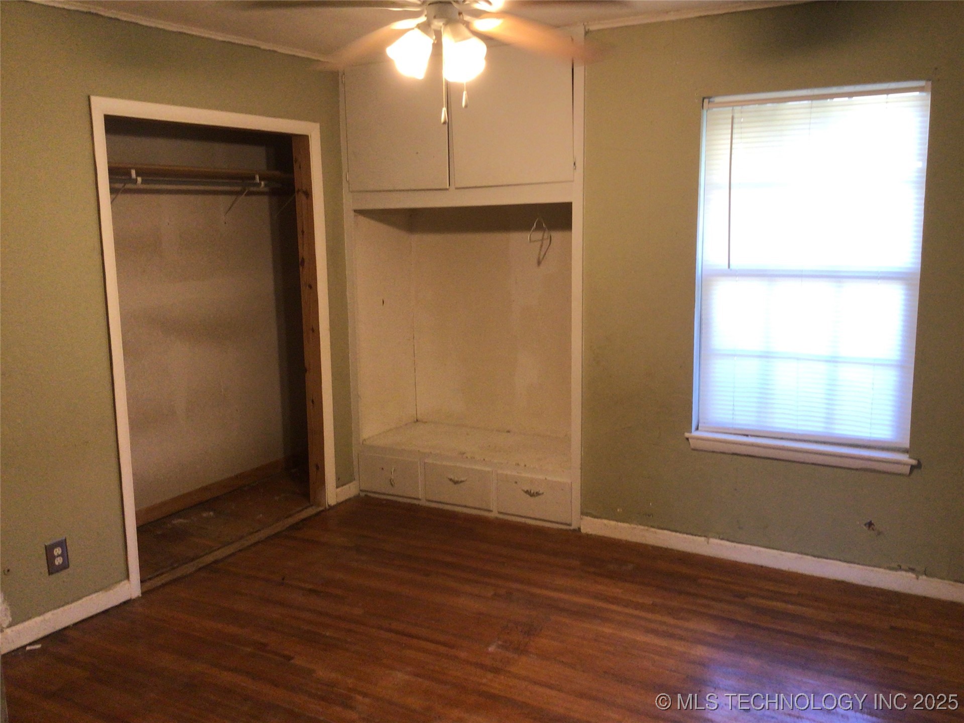 3 N Ora Street Property Photo 8