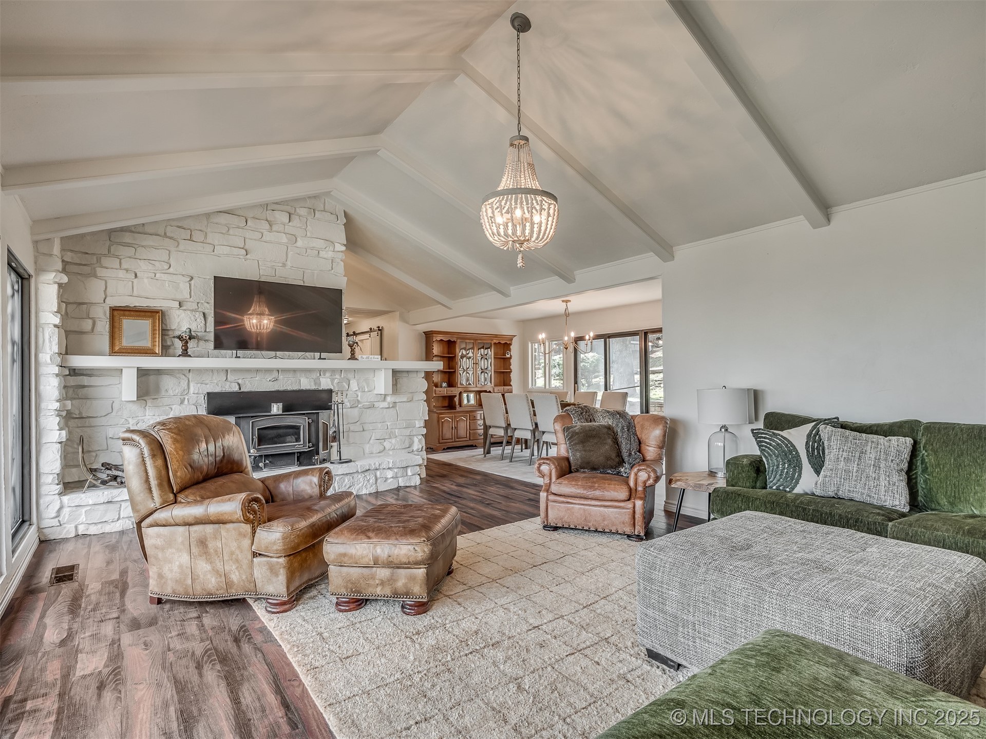 1645 Marian Lane Property Photo 11