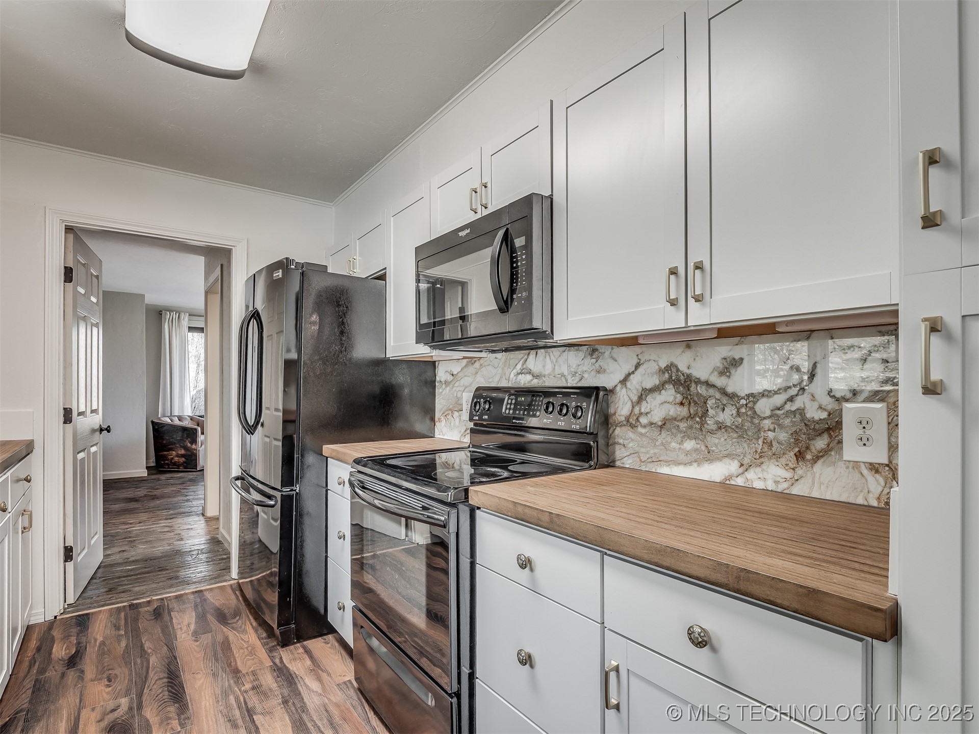 1645 Marian Lane Property Photo 16