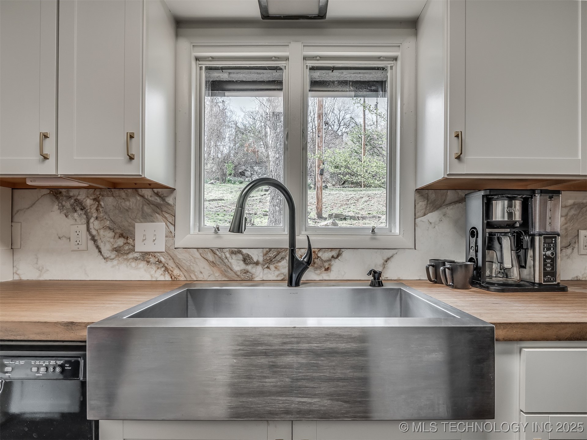 1645 Marian Lane Property Photo 17