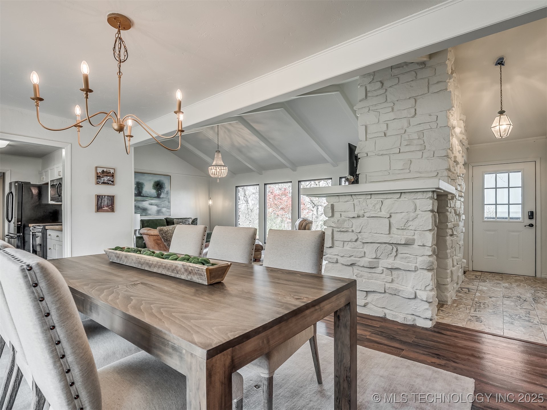 1645 Marian Lane Property Photo 22