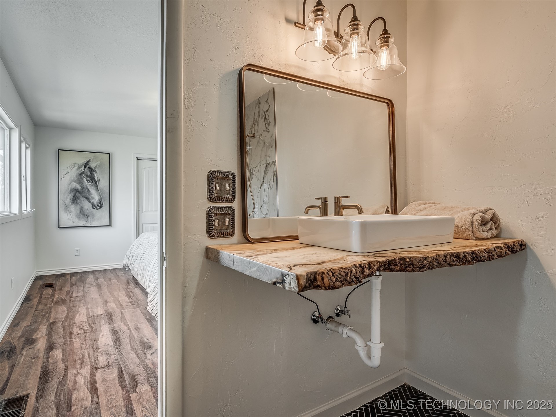 1645 Marian Lane Property Photo 37