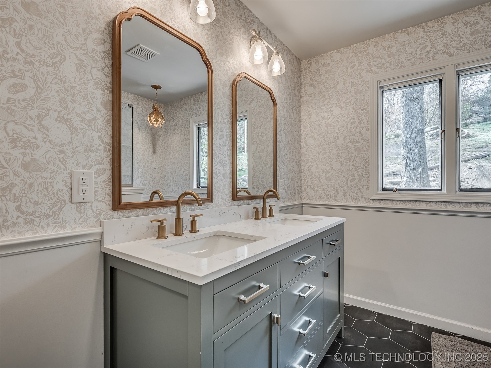 1645 Marian Lane Property Photo 44