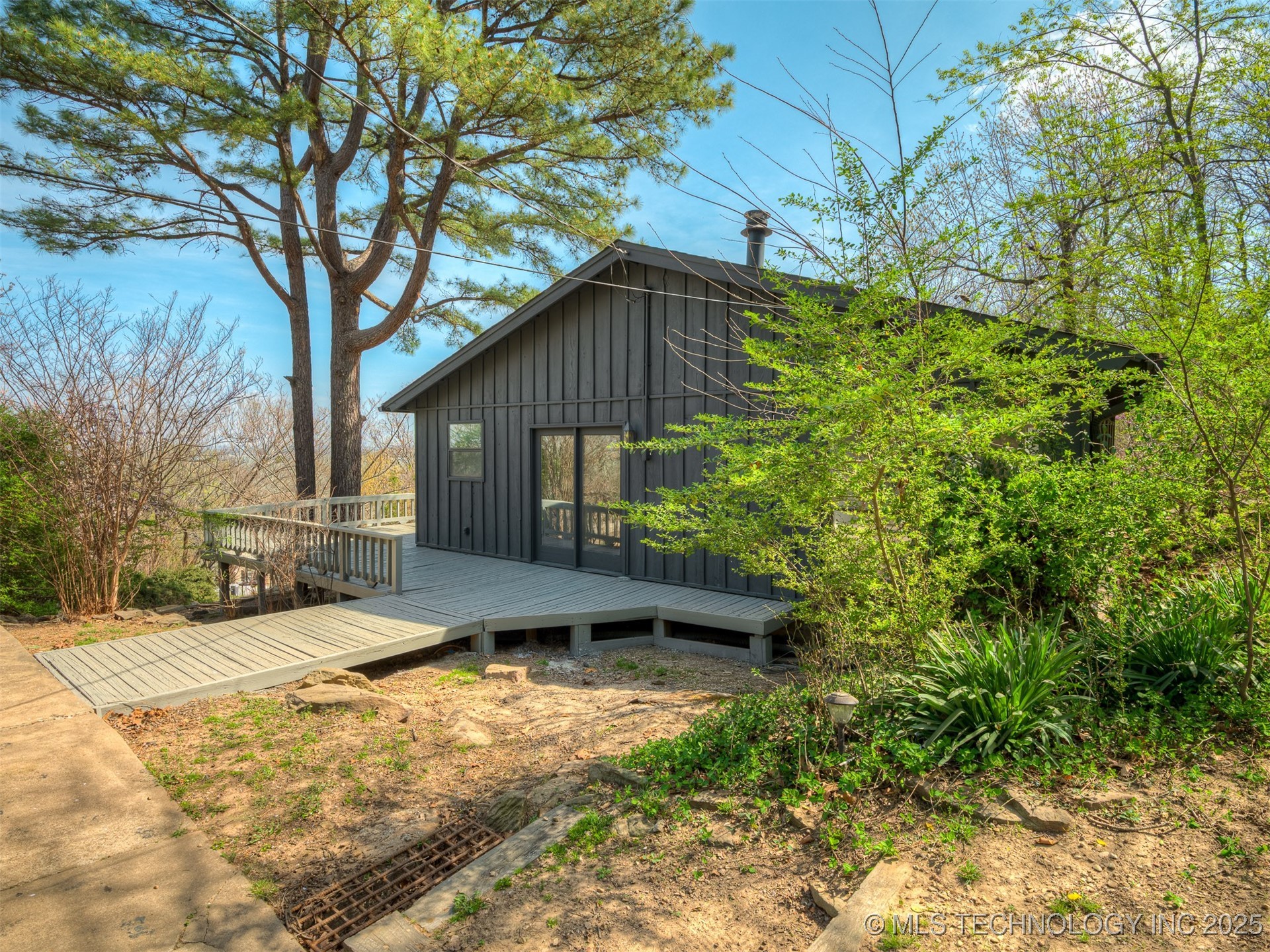 1645 Marian Lane Property Photo 54