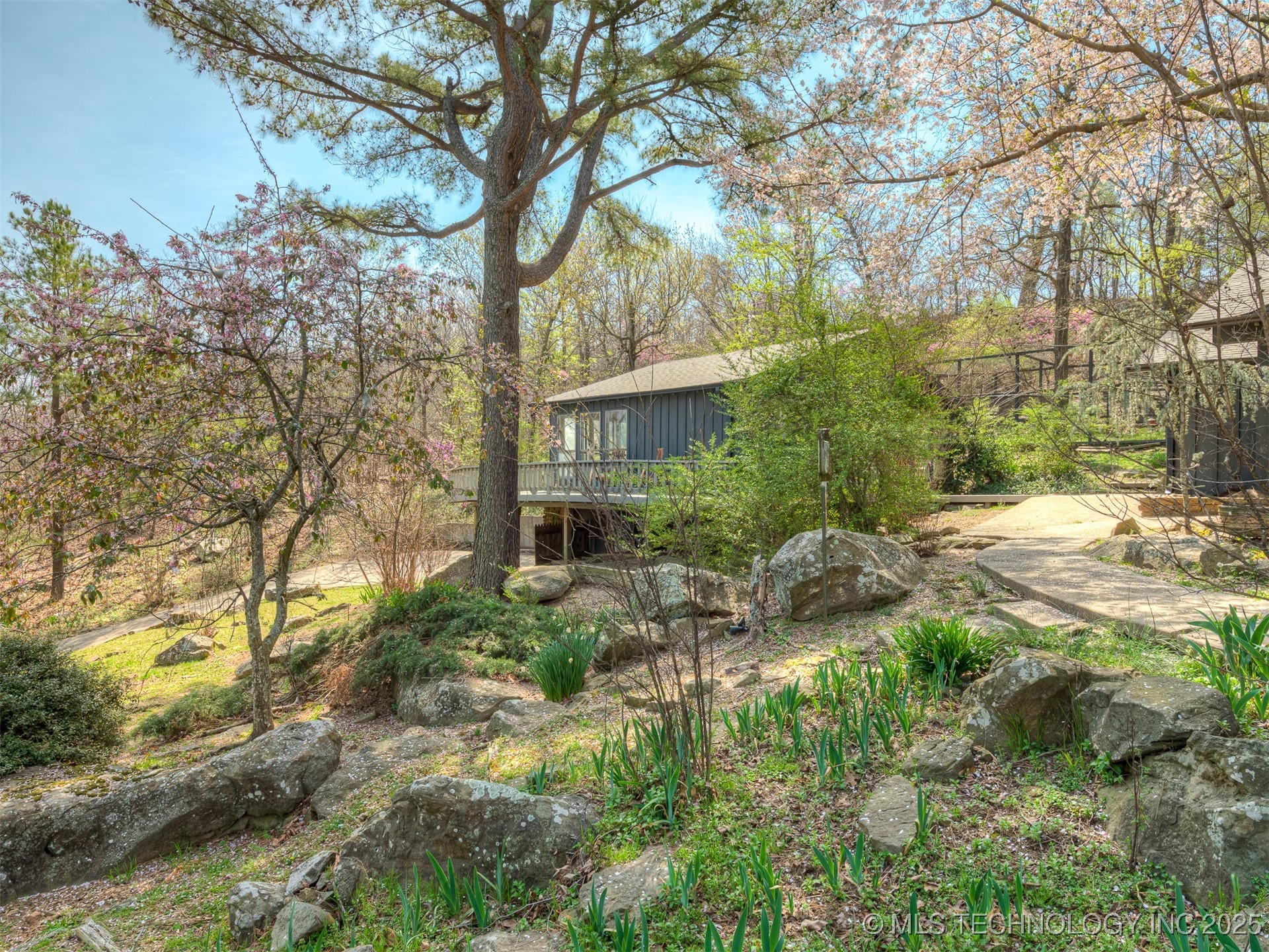 1645 Marian Lane Property Photo 55