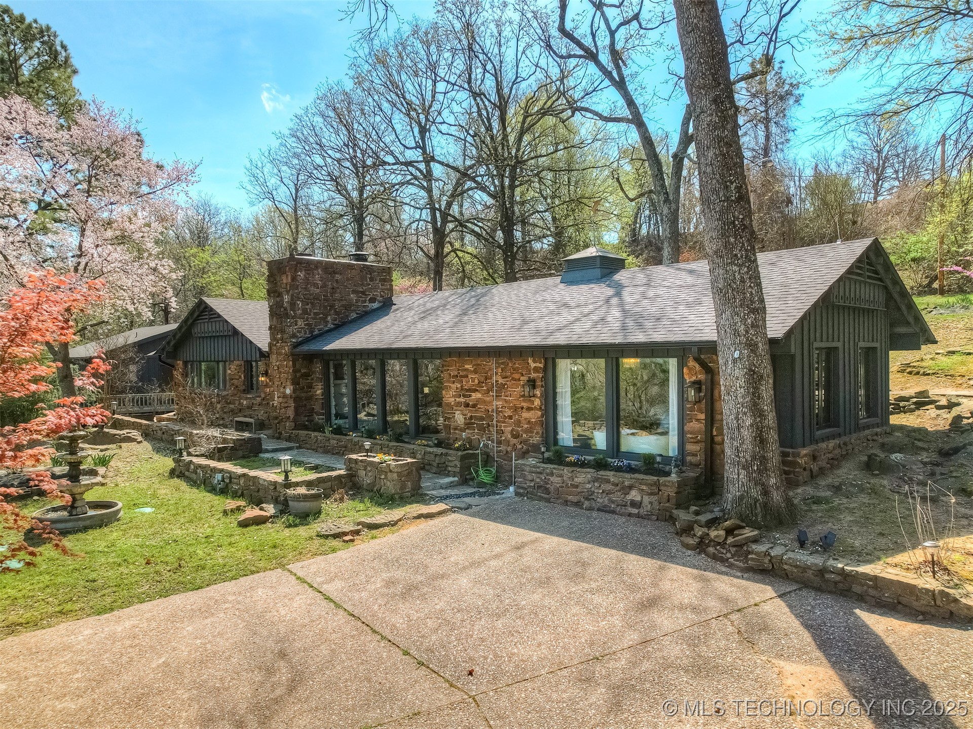 1645 Marian Lane Property Photo 80