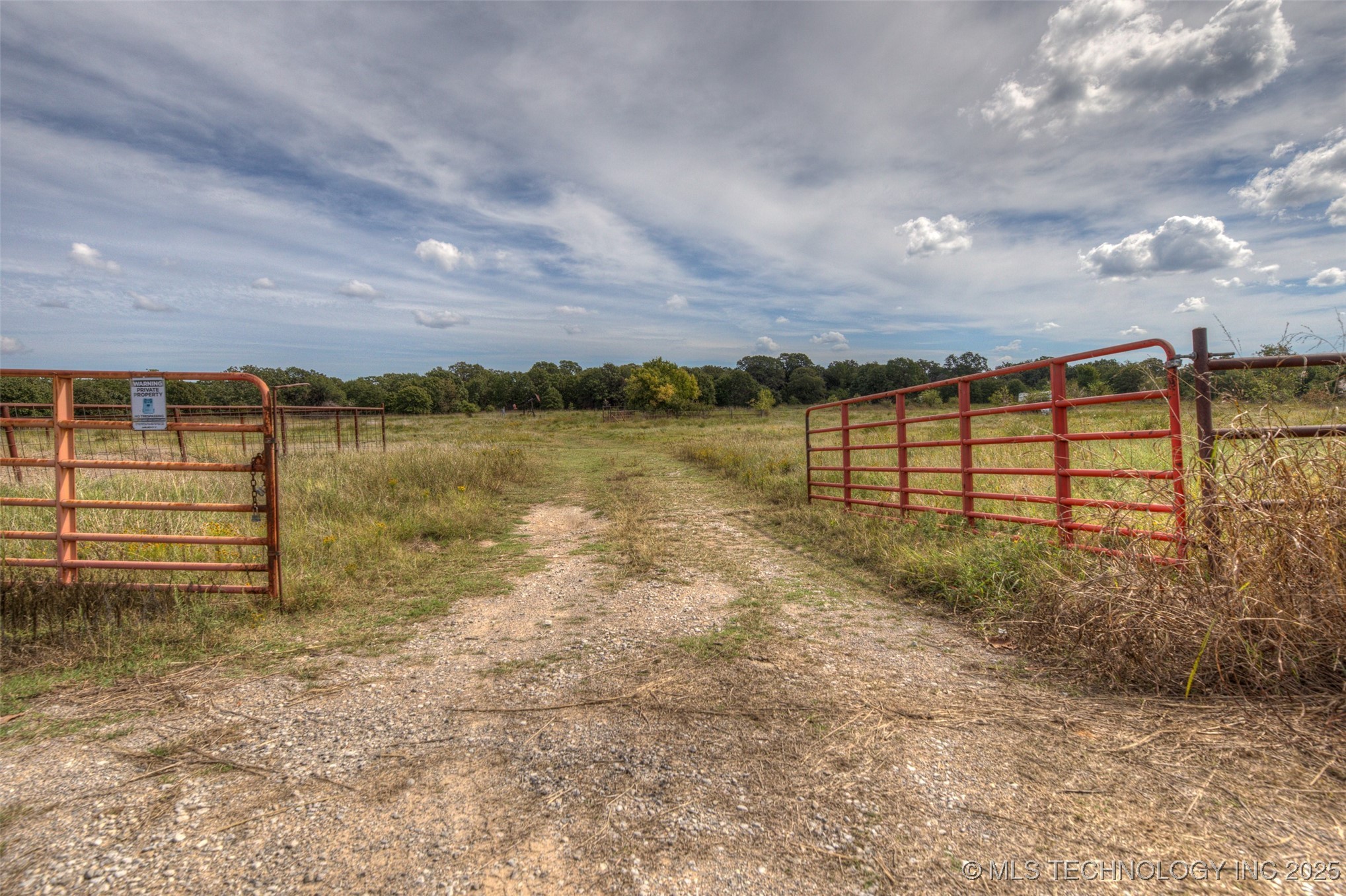 County Road 2561 Property Photo 25