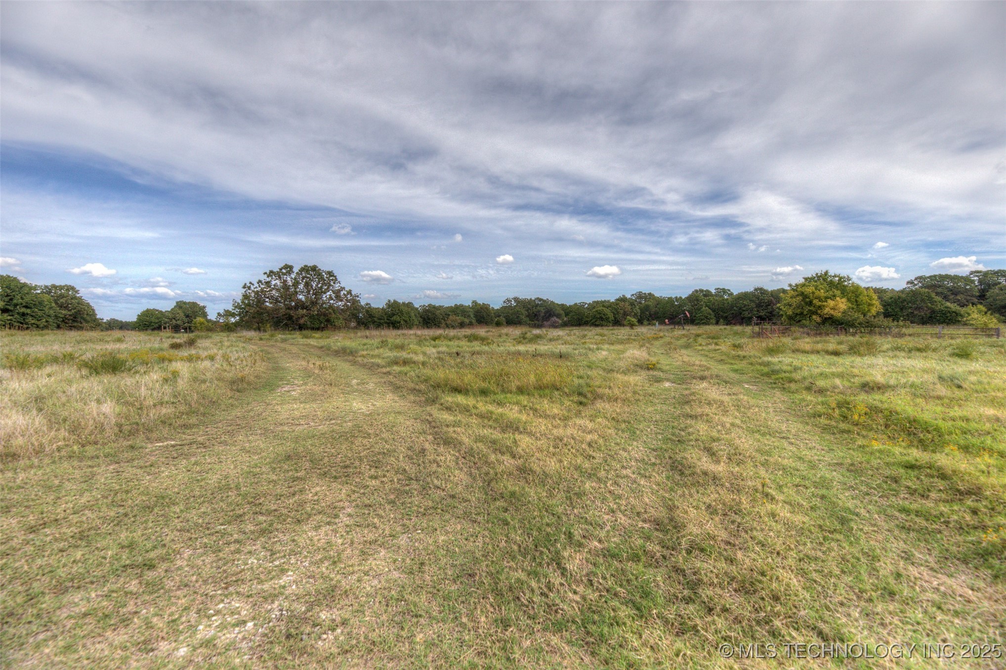 County Road 2561 Property Photo 27
