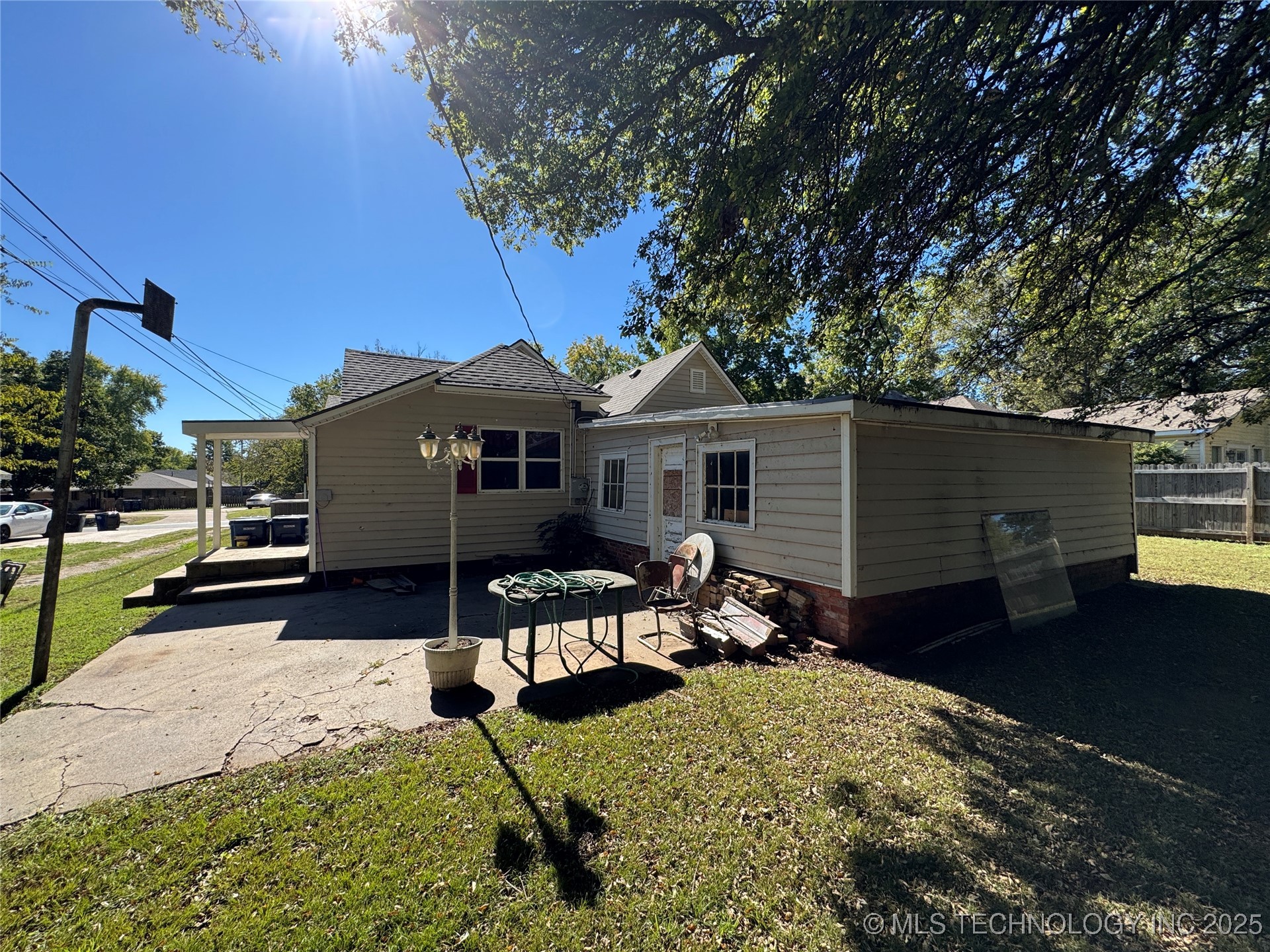 505 W Pawnee Street Property Photo 5