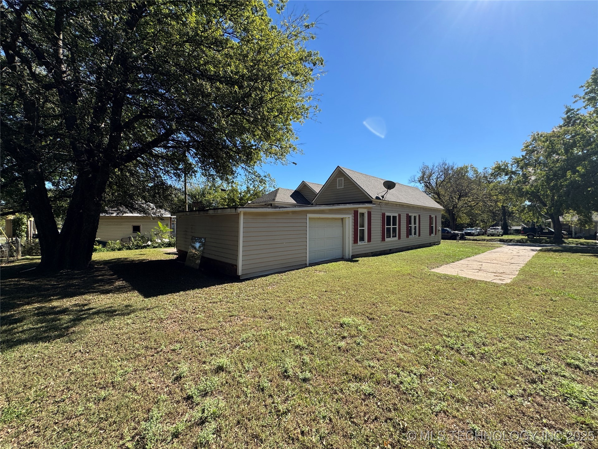 505 W Pawnee Street Property Photo 9