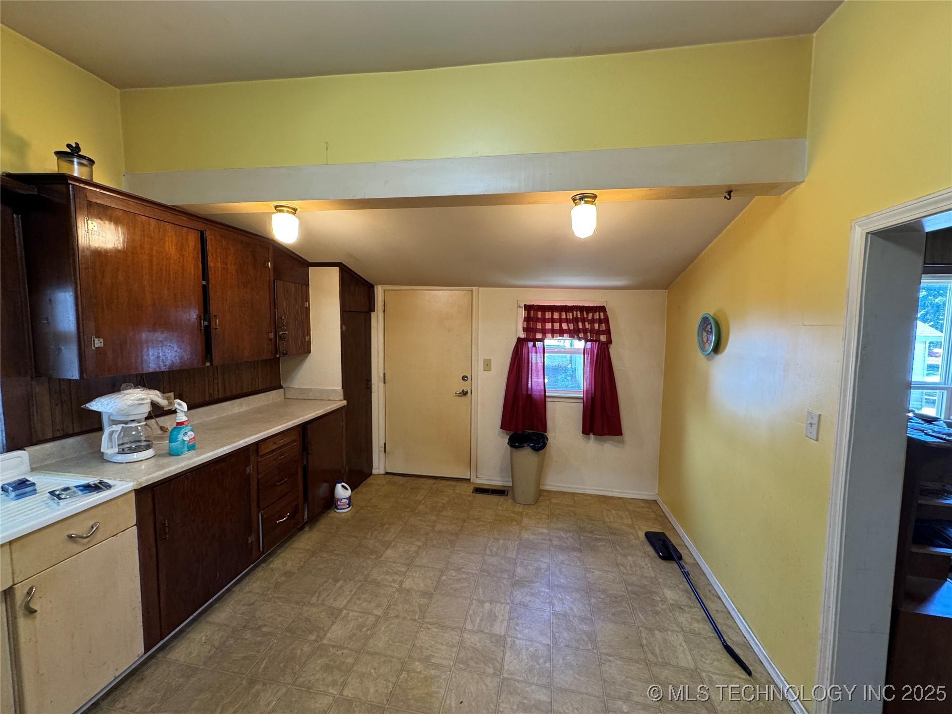 505 W Pawnee Street Property Photo 17