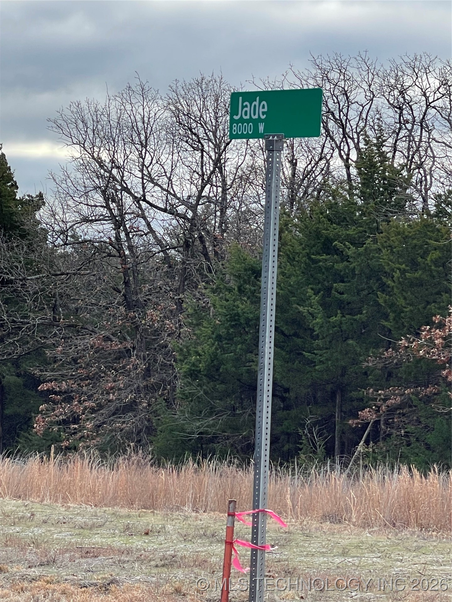 8004 W Jade Property Photo 3