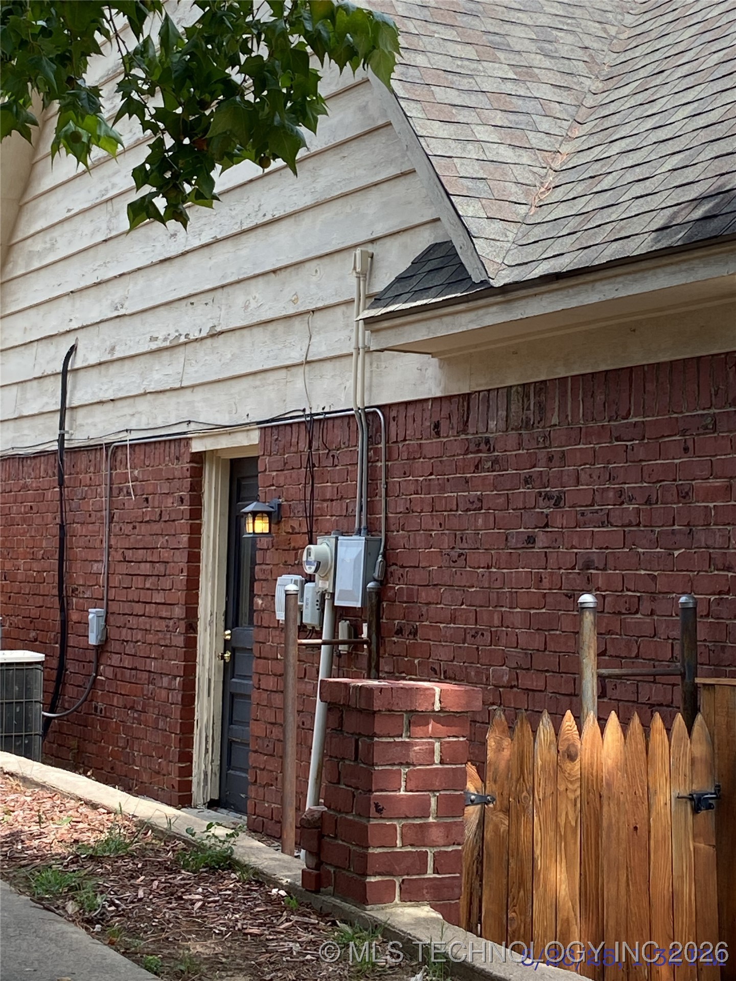 6839 E 52nd Street Property Photo 10