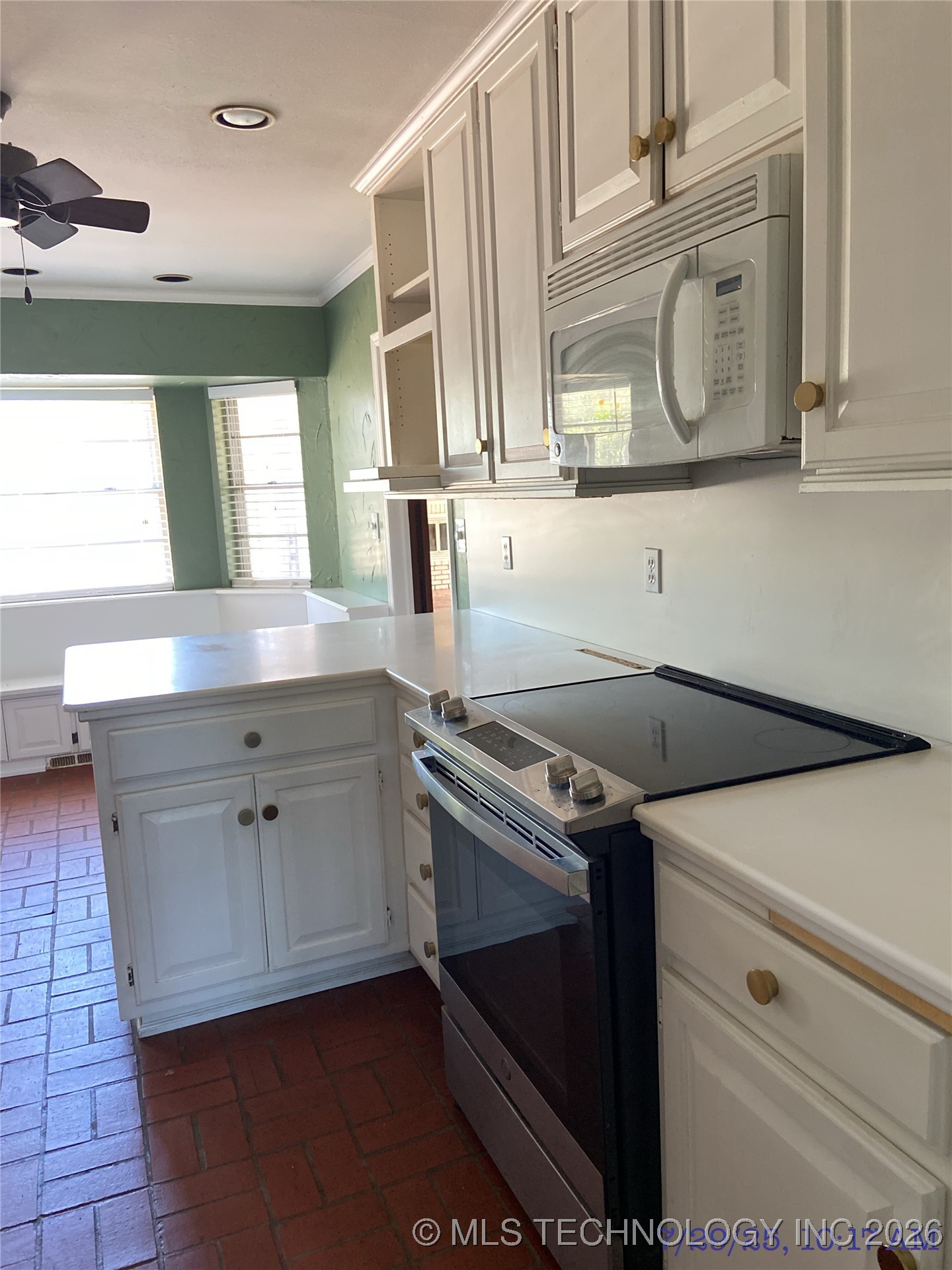 6839 E 52nd Street Property Photo 13