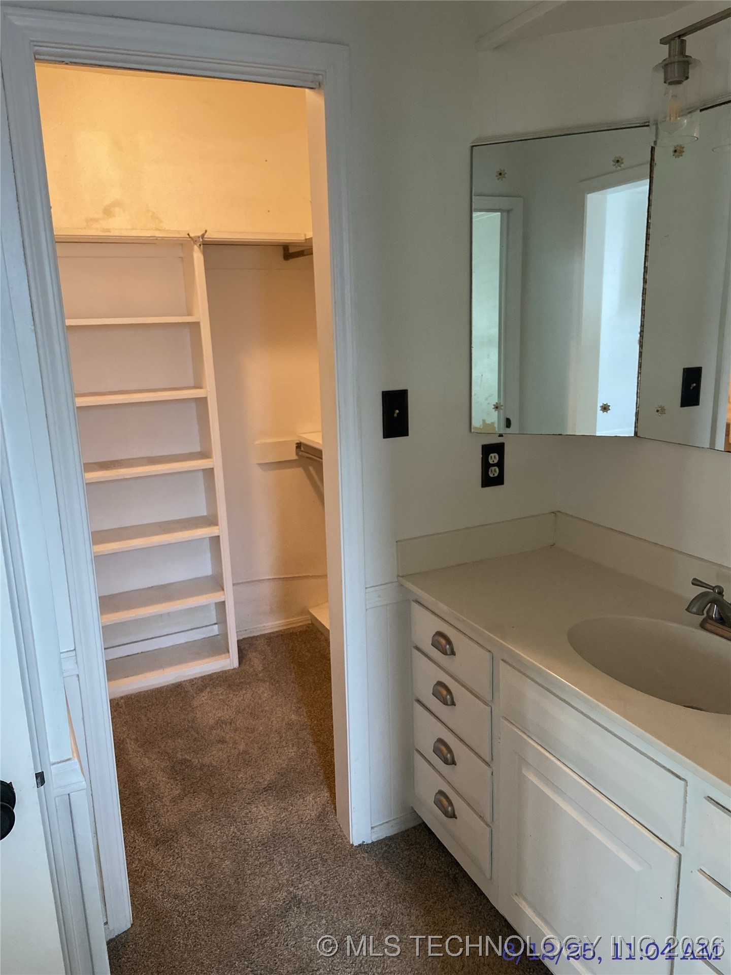 6839 E 52nd Street Property Photo 19