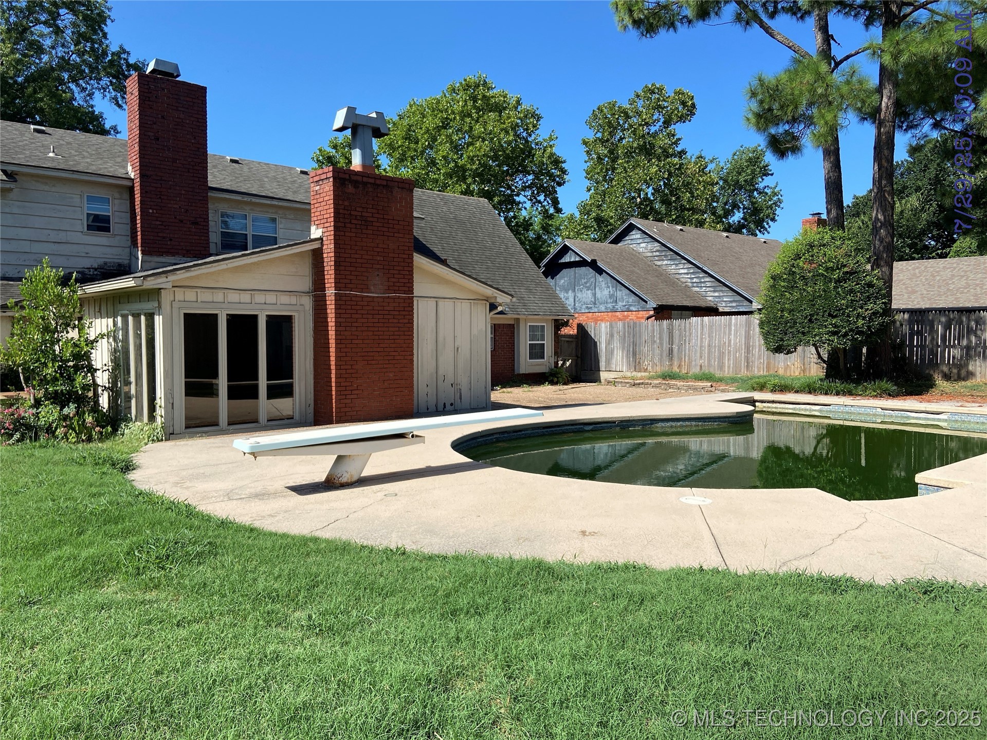 6839 E 52nd Street Property Photo 24