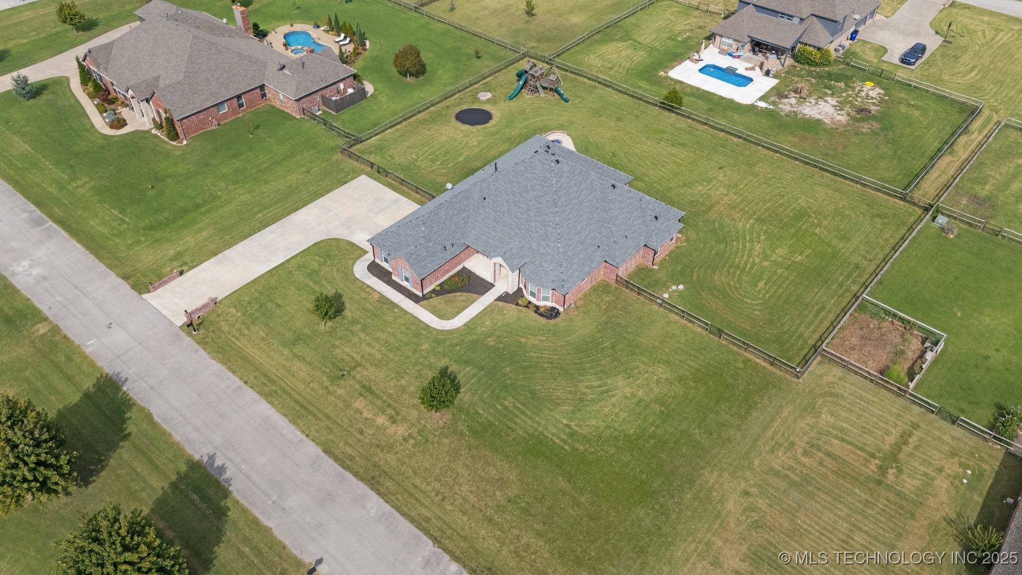 5163 E Hickory Hollow Drive Property Photo 57