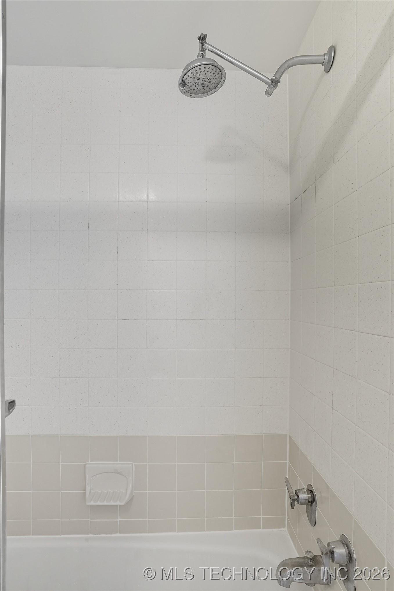 410 W 7th Street 2026 Property Photo 25