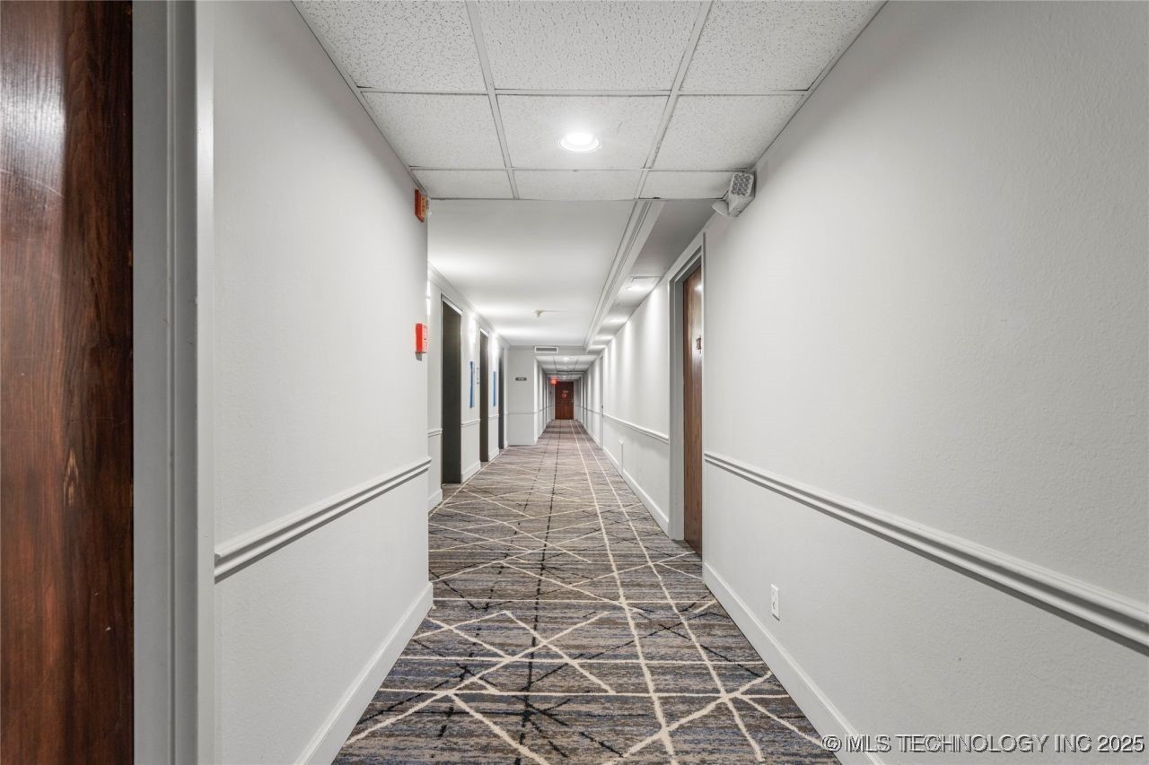 410 W 7th Street 2026 Property Photo 35