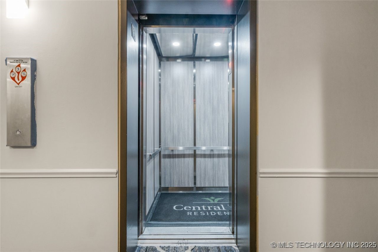 410 W 7th Street 2026 Property Photo 36