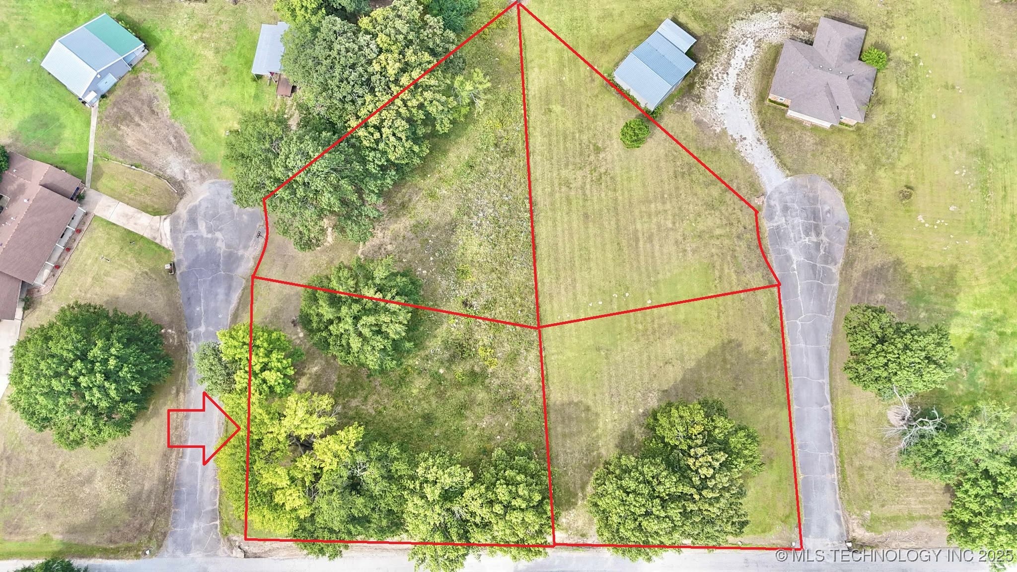 14 NW 3rd Circle Property Photo 1