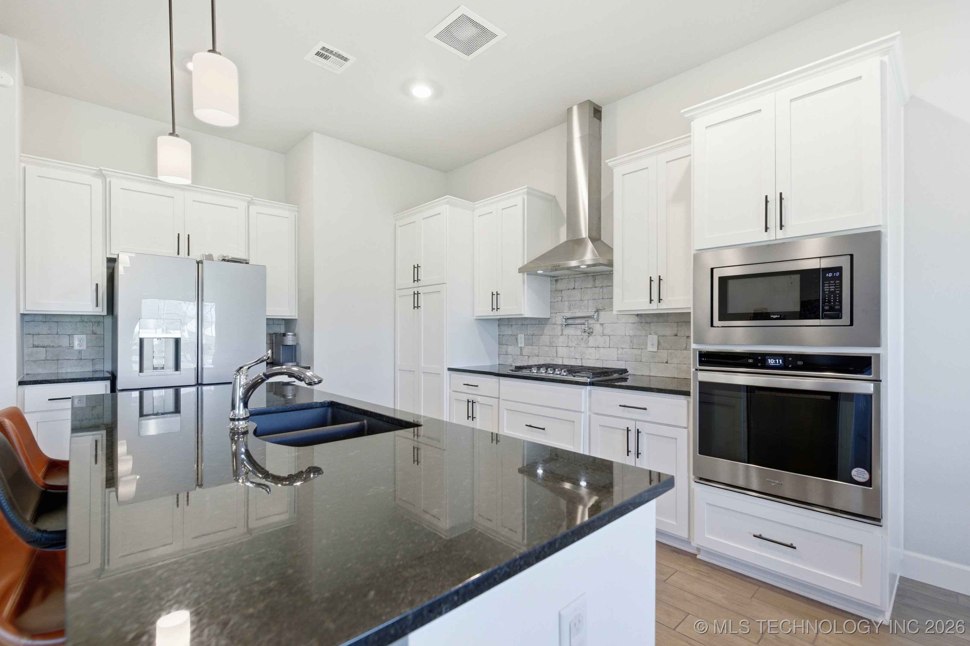 6317 E 88th Street N Property Photo 7