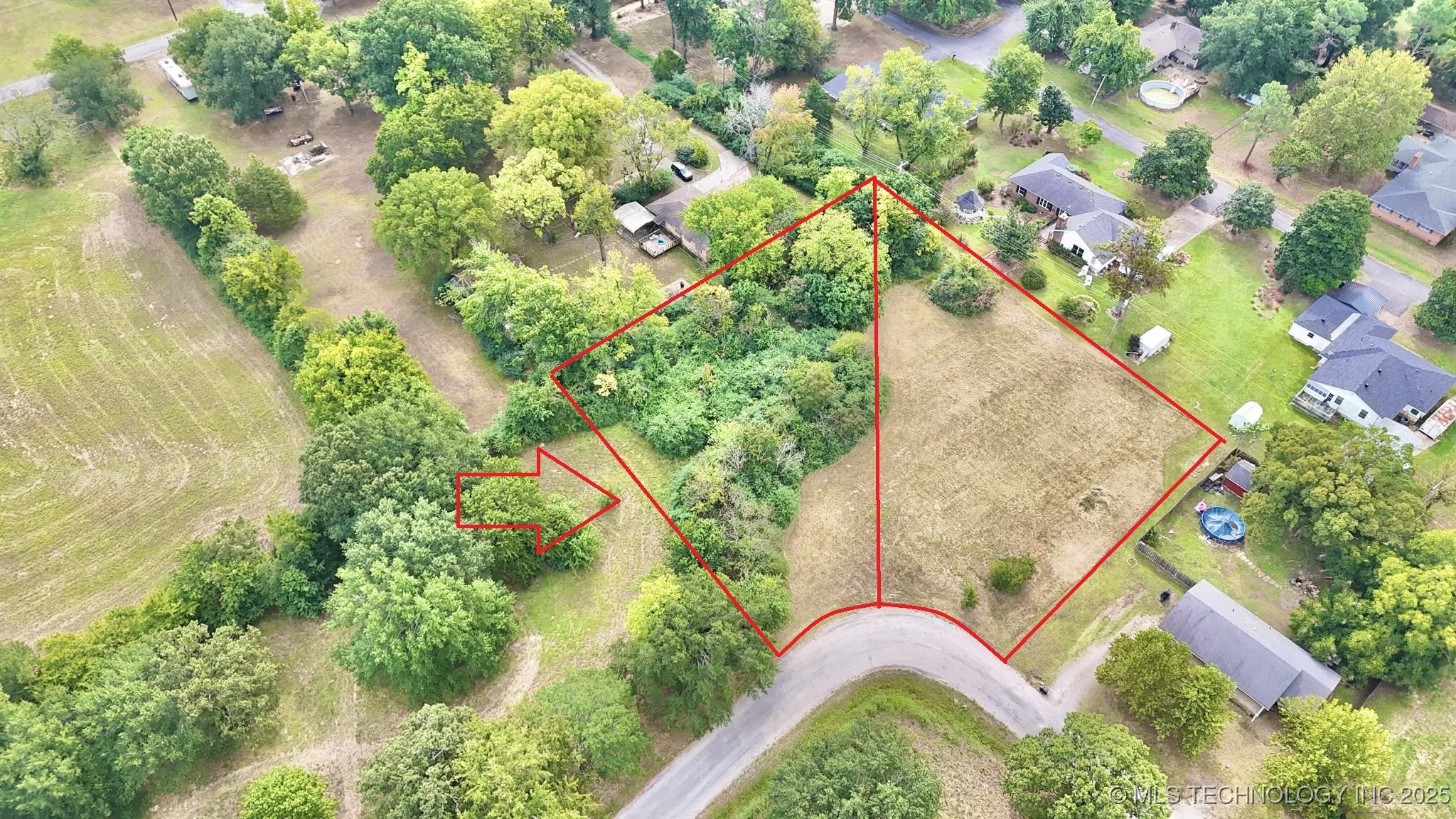 6 NW 3rd Street Property Photo 1