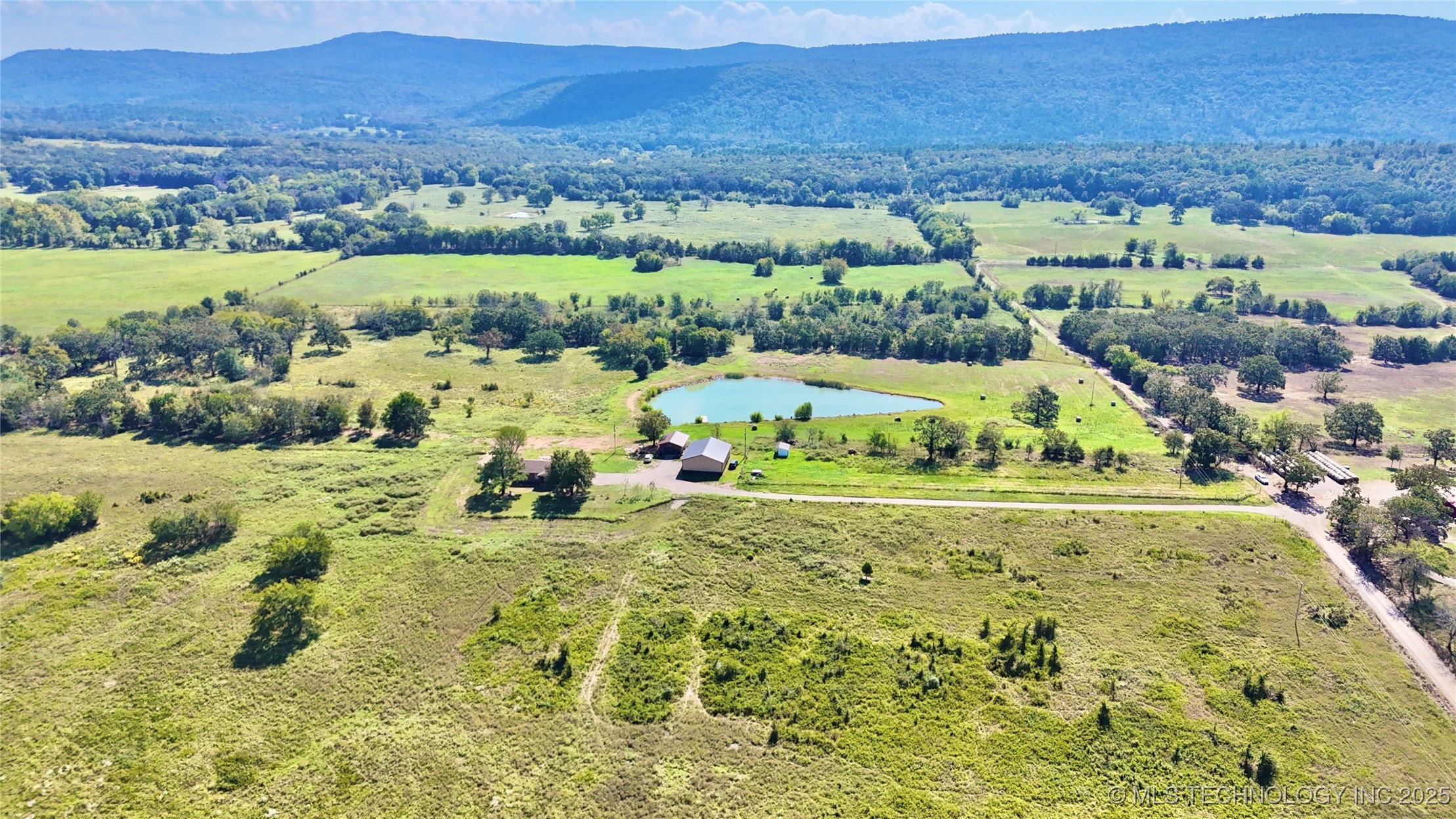 40870 S County Road 4540 Property Photo 1