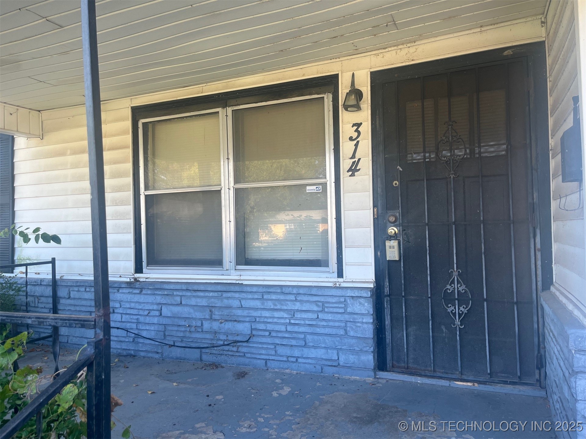 314 E Mohawk Boulevard Property Photo 13