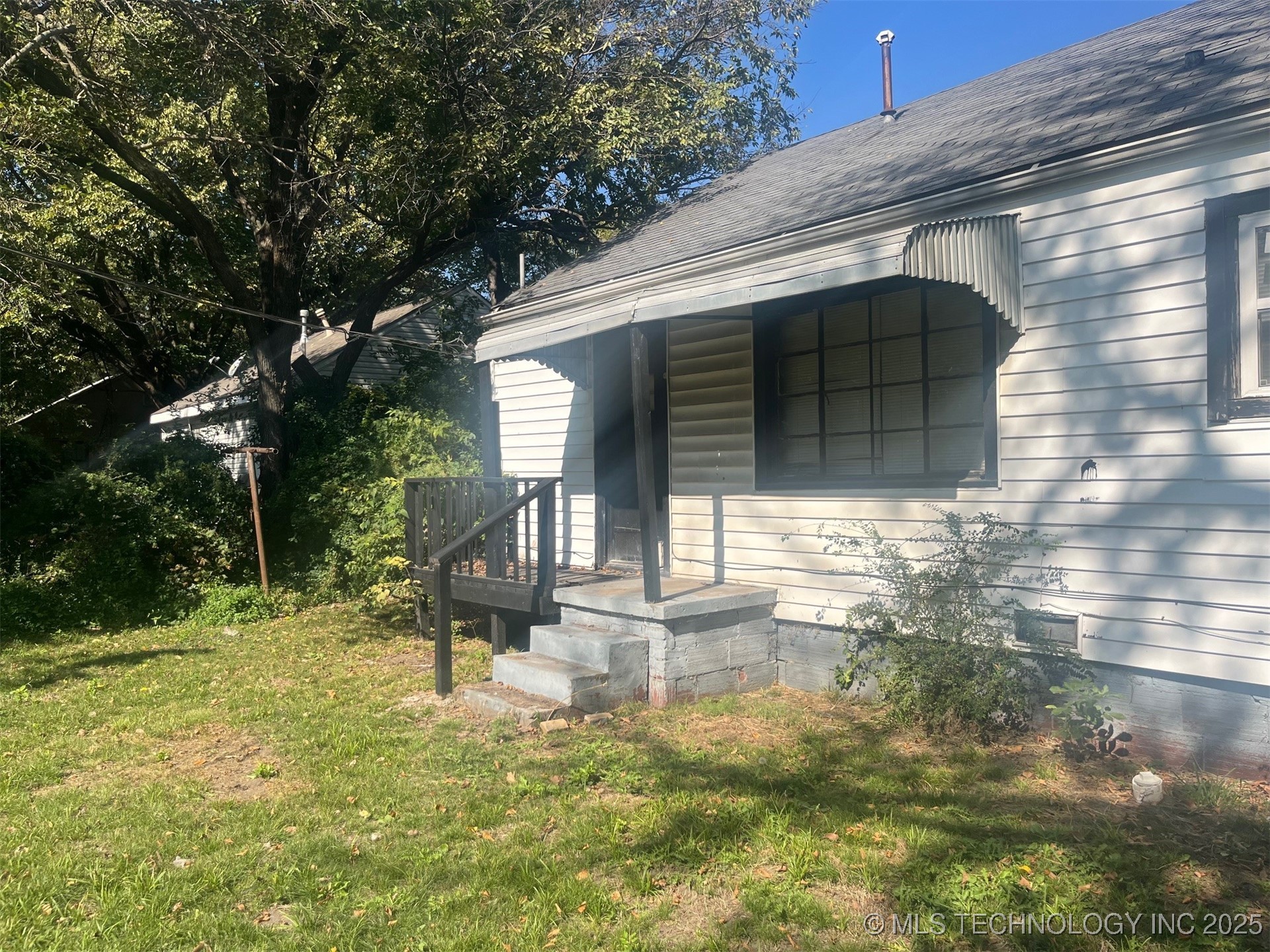 314 E Mohawk Boulevard Property Photo 14