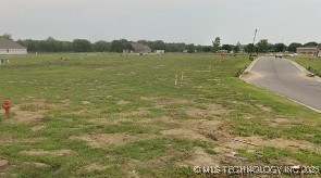 10815 S 278th East Avenue Property Photo 1