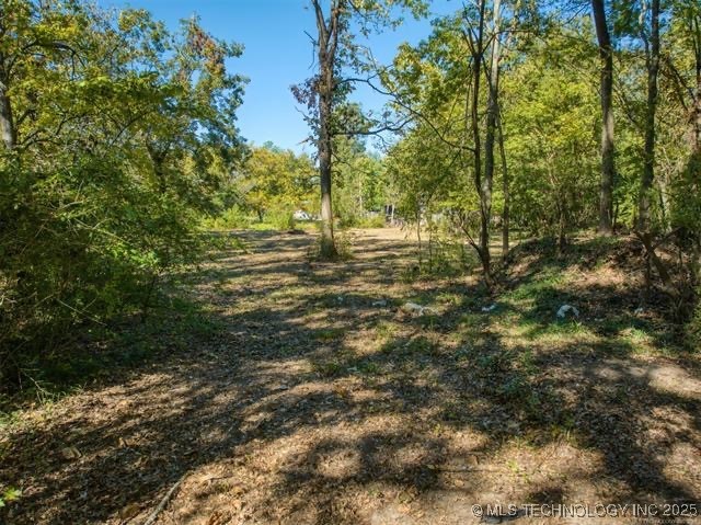 E 11th Street East Property Photo 6