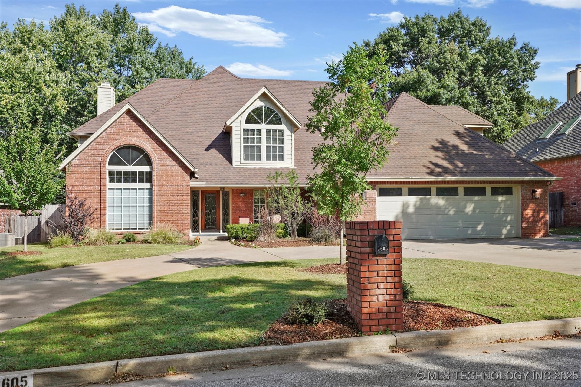 2605 E 74th Place Property Photo 1