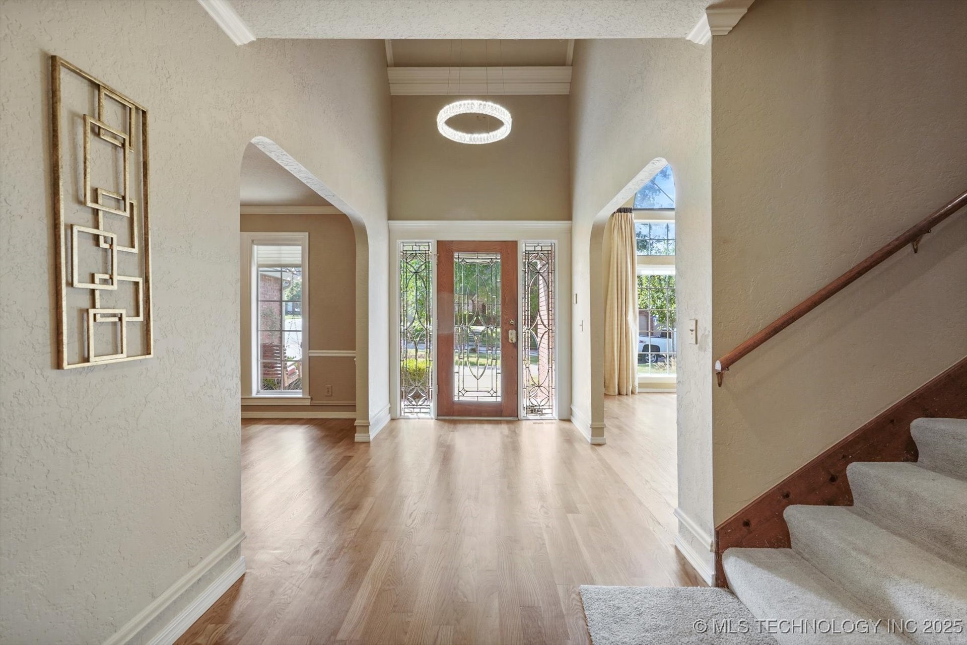 2605 E 74th Place Property Photo 2