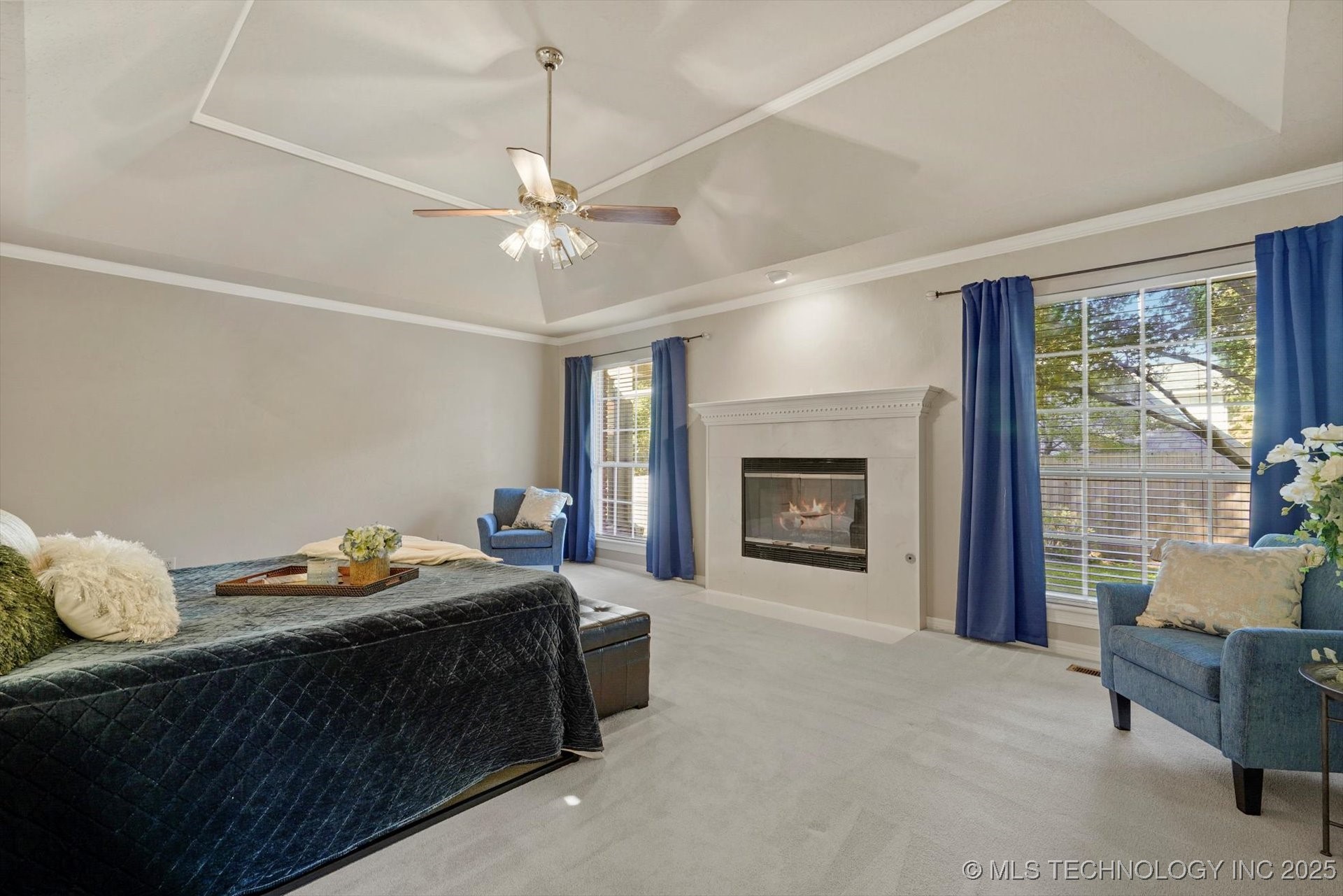 2605 E 74th Place Property Photo 14