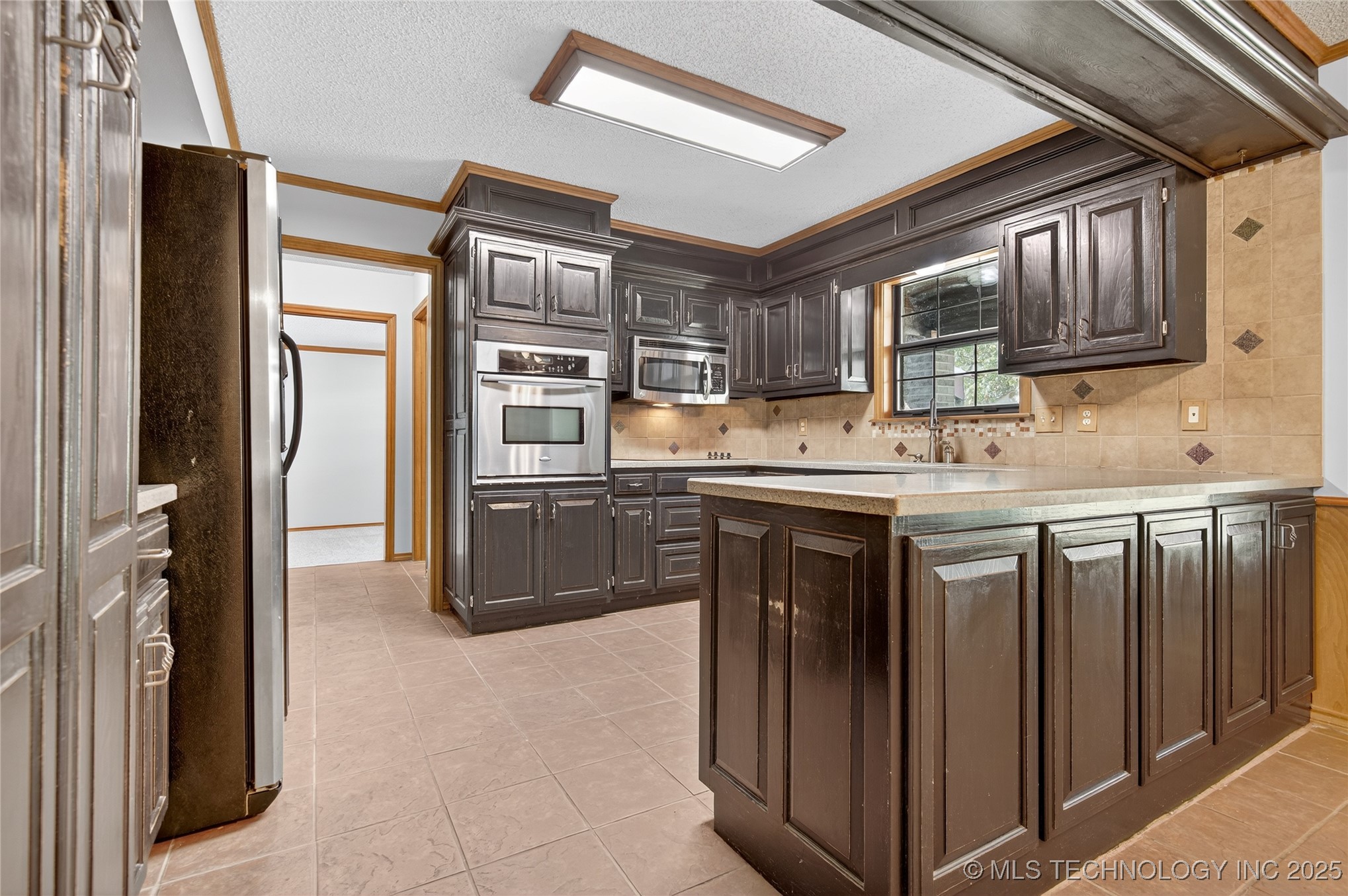 2925 Claremont Drive Property Photo 12