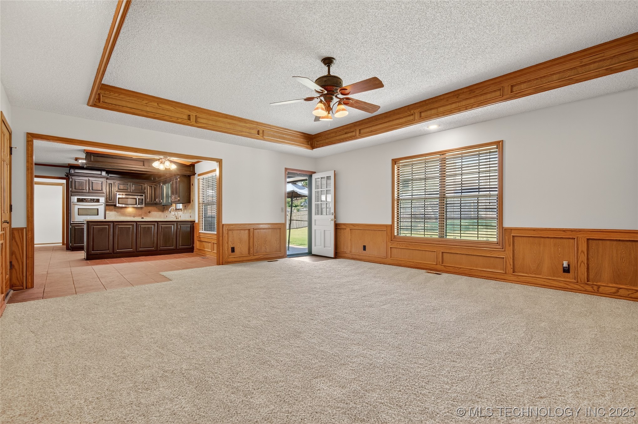 2925 Claremont Drive Property Photo 20