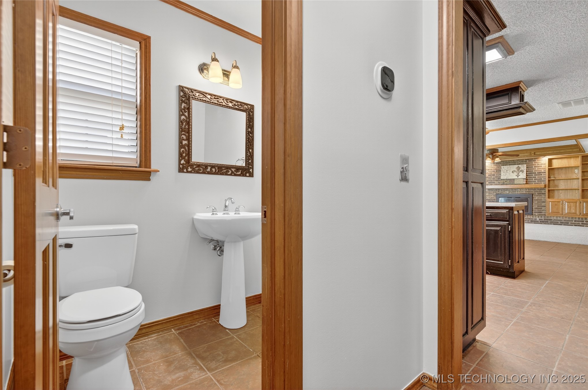 2925 Claremont Drive Property Photo 35