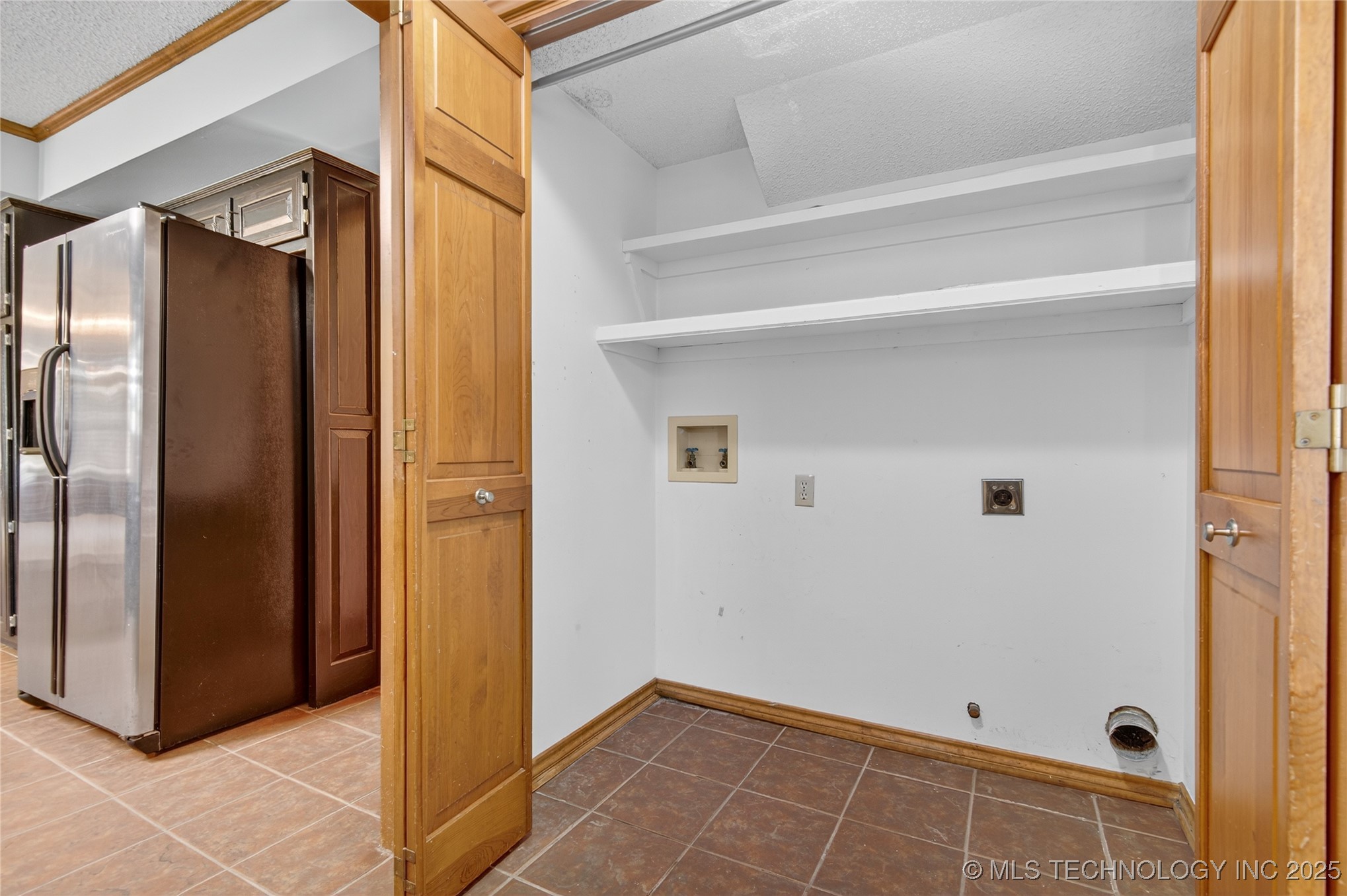 2925 Claremont Drive Property Photo 36