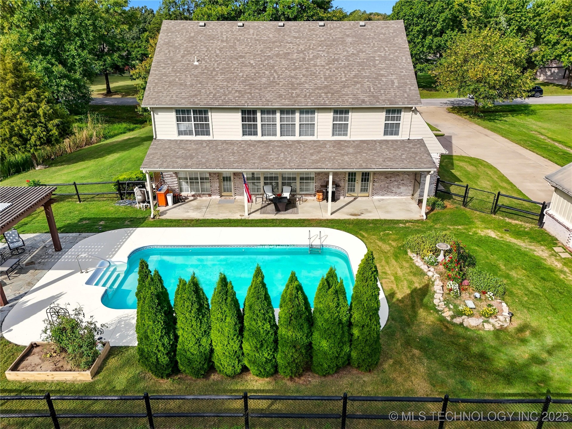 8219 N 175th East Avenue Property Photo 7