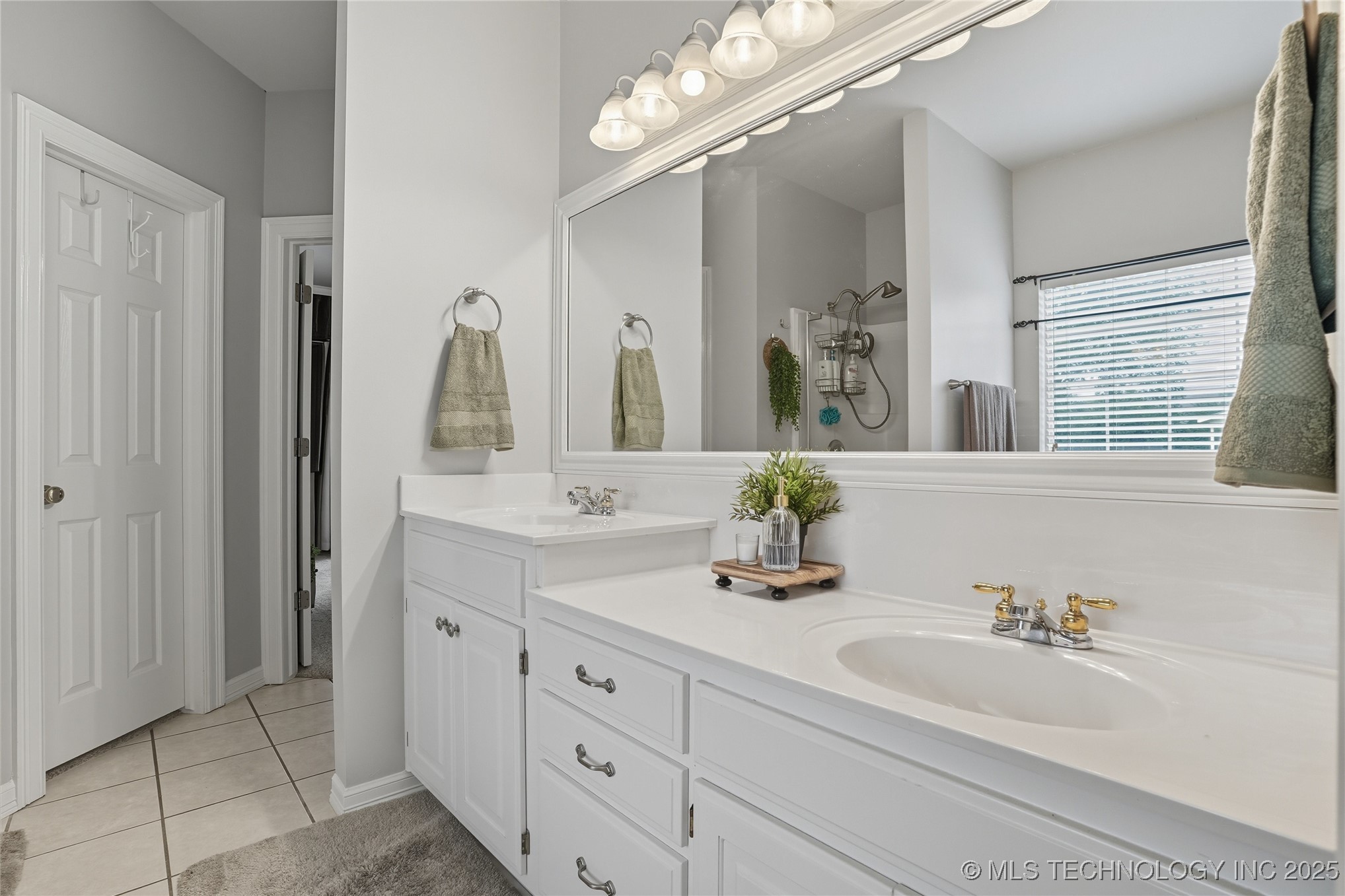 8219 N 175th East Avenue Property Photo 43