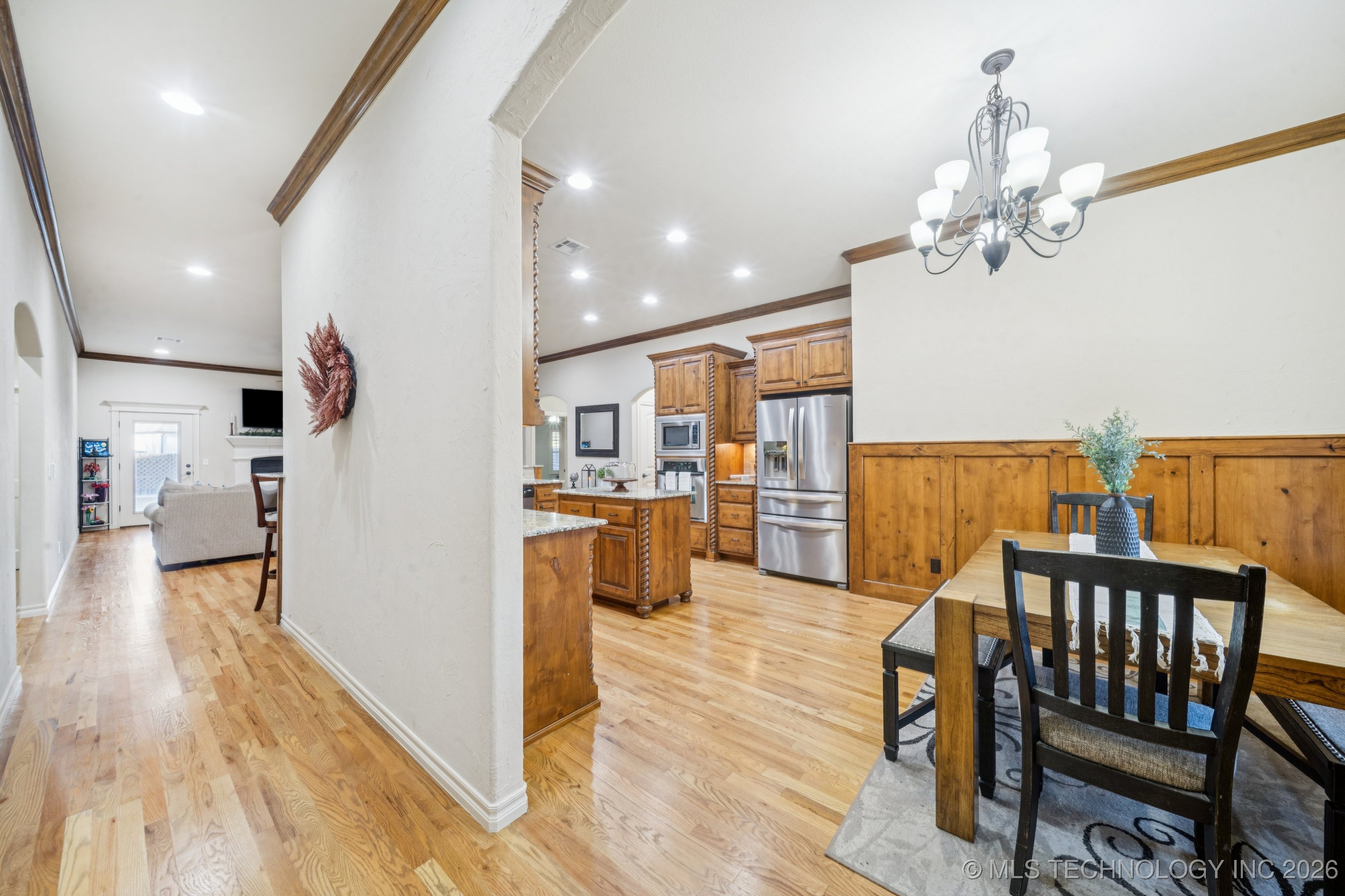 2717 E 140th Place S Property Photo 4