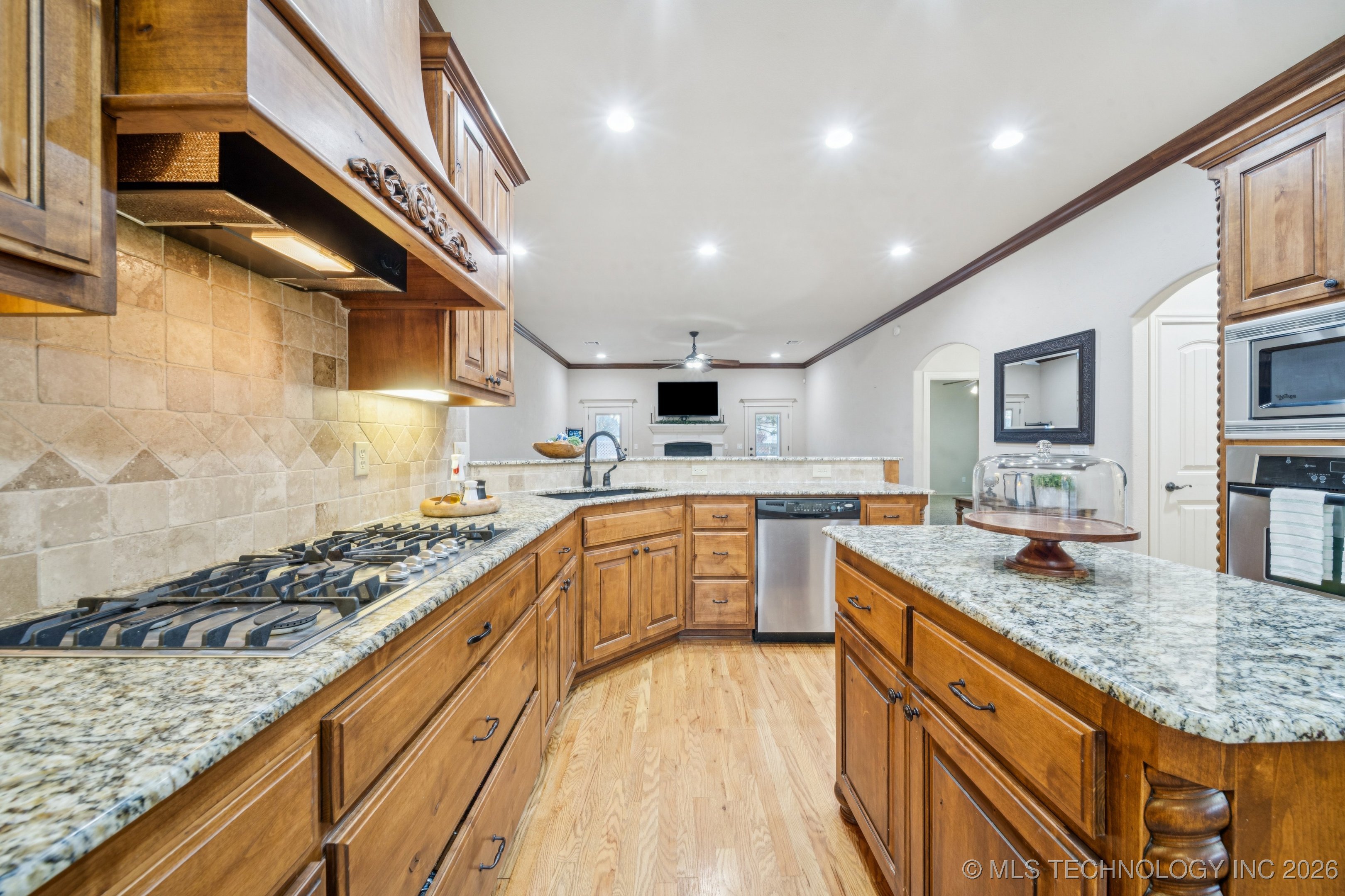 2717 E 140th Place S Property Photo 17