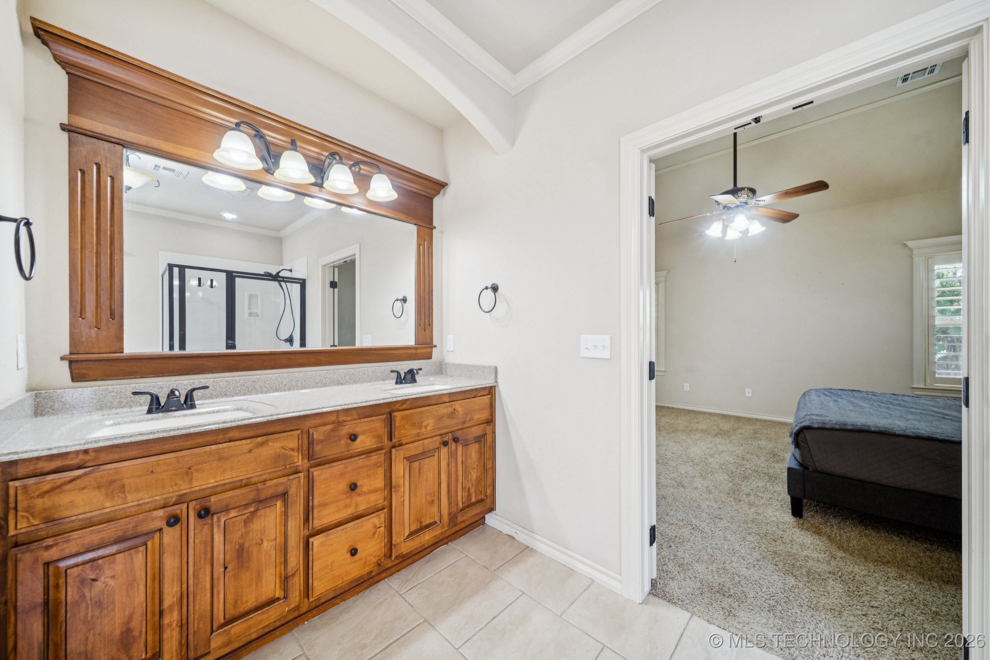 2717 E 140th Place S Property Photo 24